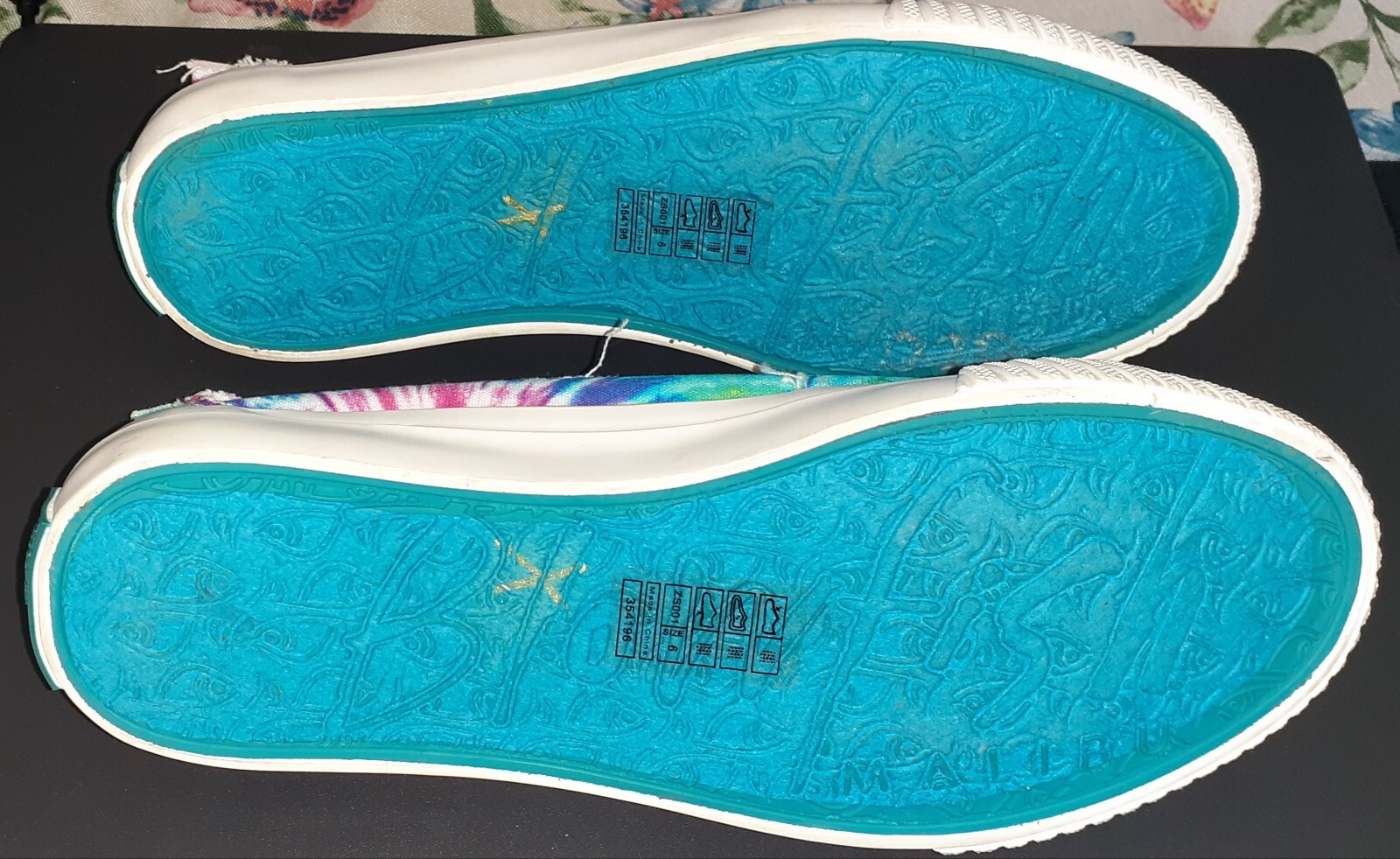Blowfish Malibu Womens Canvas Tie – Dye Slip On Beach Cruise Sneakers Size 6