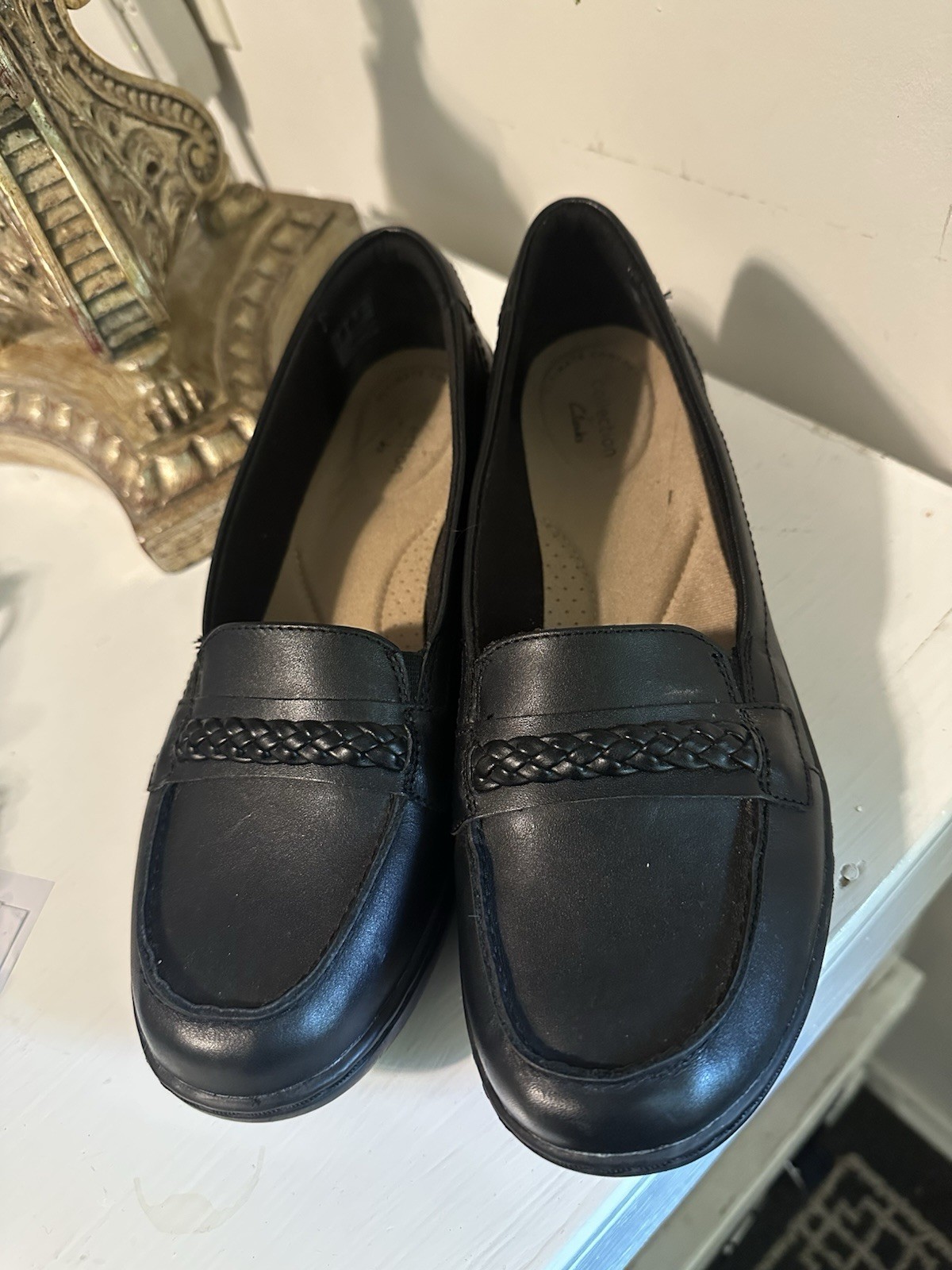 Clark’s Collection Black Leather Casual Slip On Shoes – Women’s Size 9M