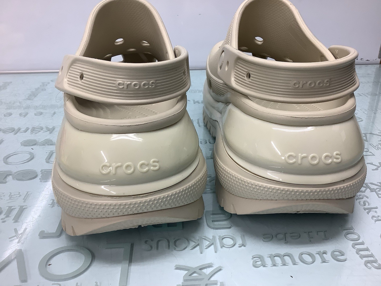 Crocs Classic Crush Clog Platform Sand Color, Size Women’s Size 10/M8.