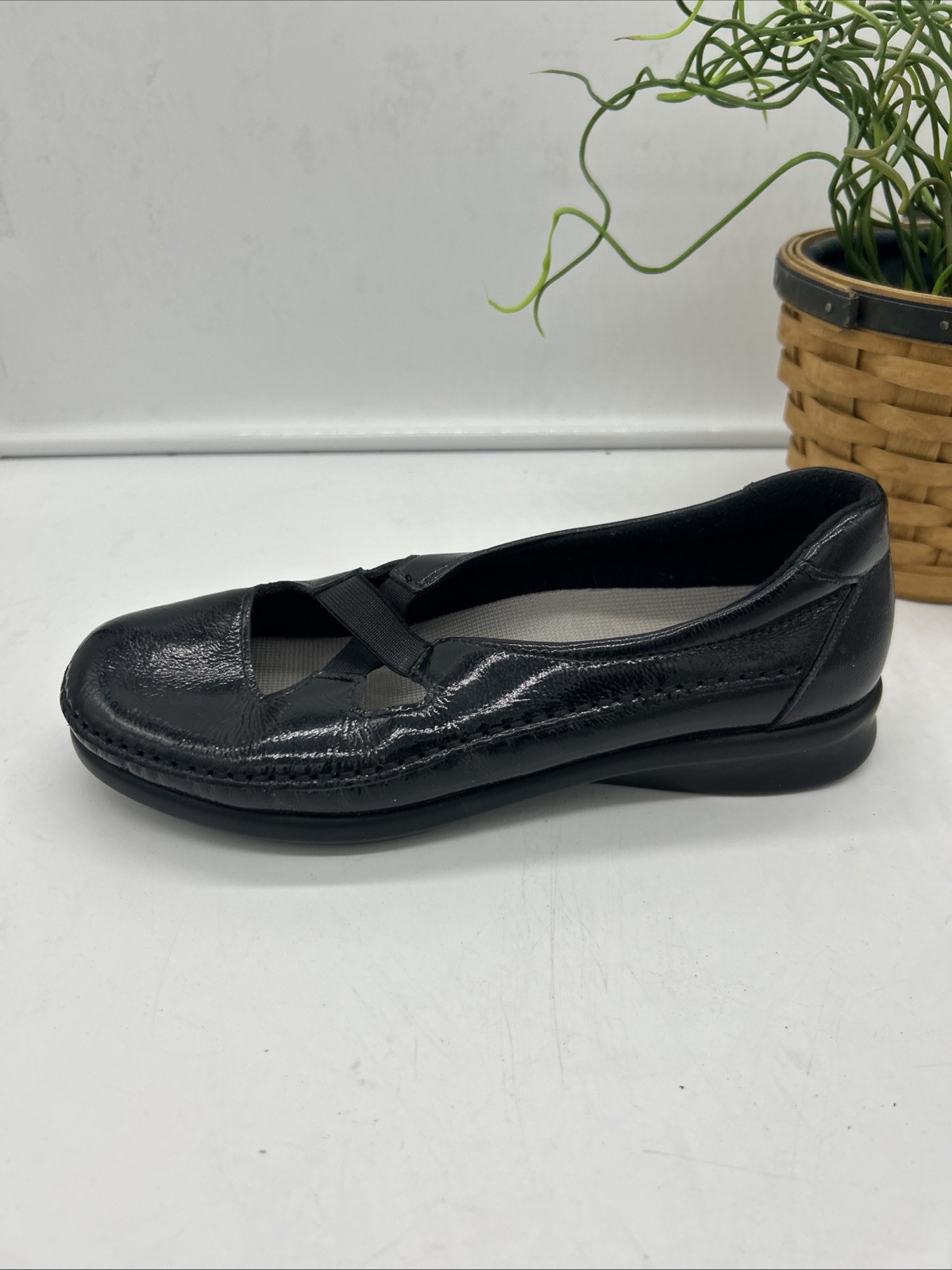 SAS Comfort Tripad Black Patent Leather Low Slip On, Crissy Women’s Size 7