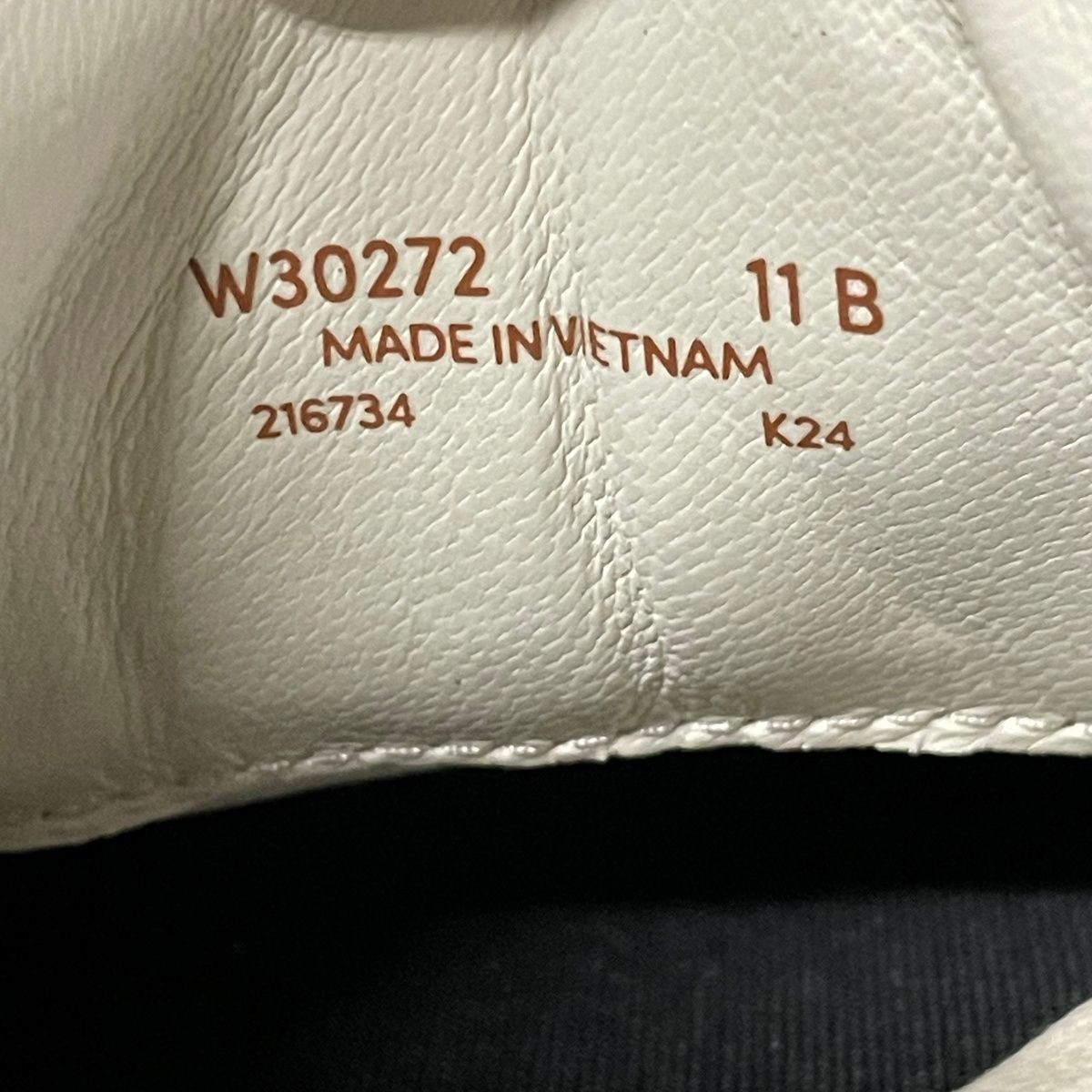 COLE HAAN GrandPro Breakaway Sneakers Women’s Size 11 B Ivory Gum