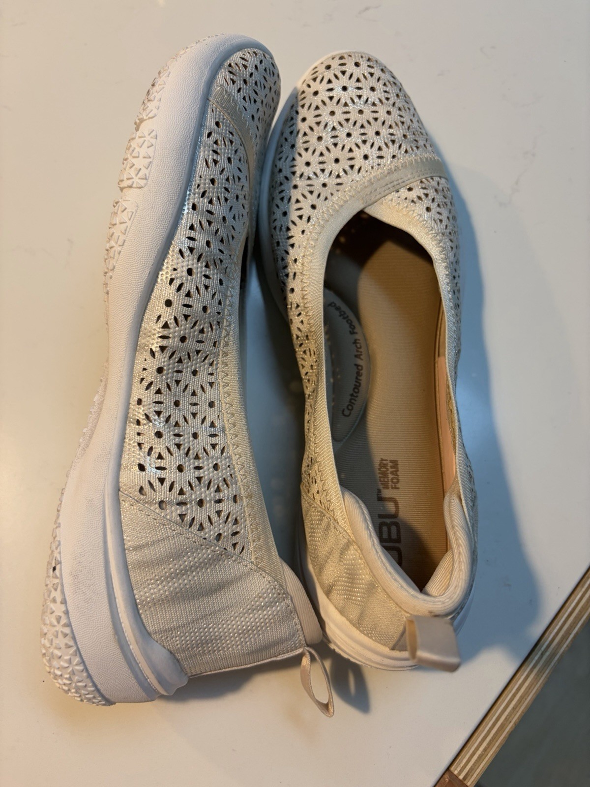 JBU Emma Women’s Cream Textile Slip-On Casual Shoes Cushioned Comfort 8.5 M