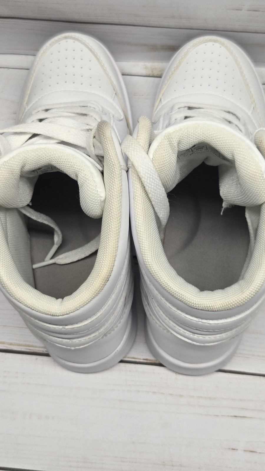 UBFEN Womens Shoes Hidden Wedges 5.5Cm Fashion Sneakers Size 7.5 Med, White