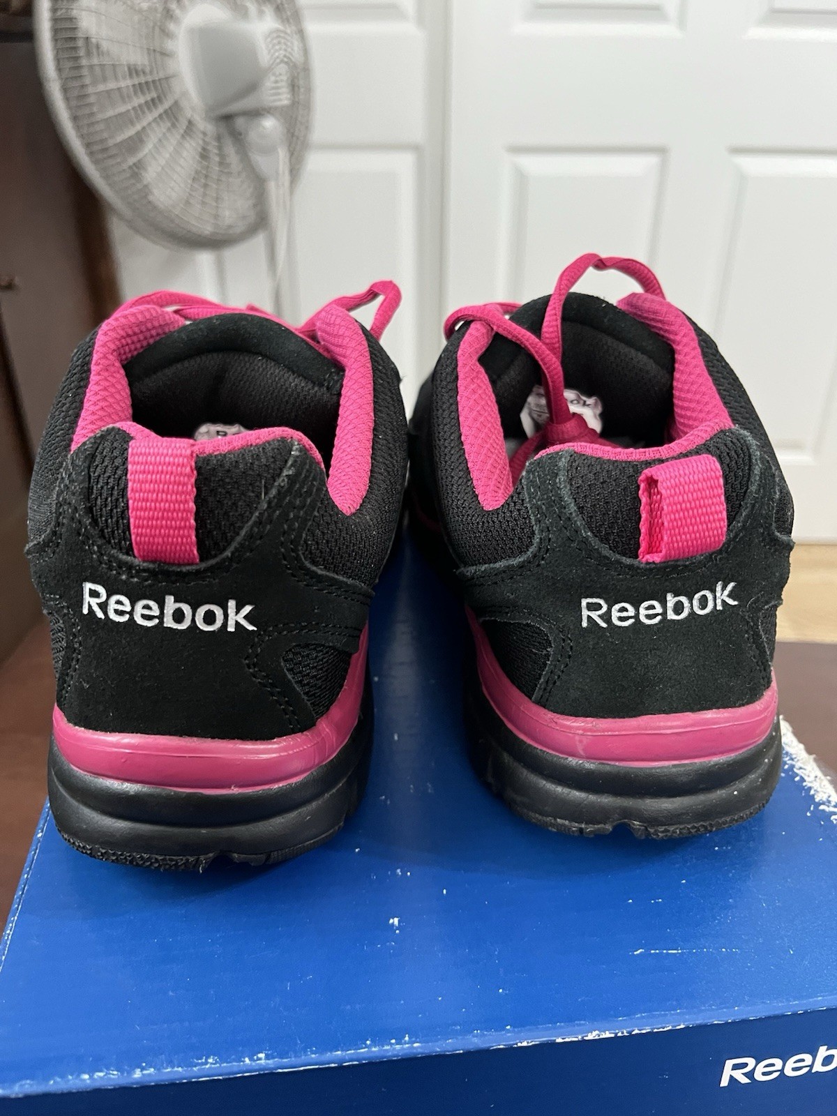 Reebok Work ANOMAR Safety Composite Toe Shoe Women’s 6.5 RB454 Black Pink NIB