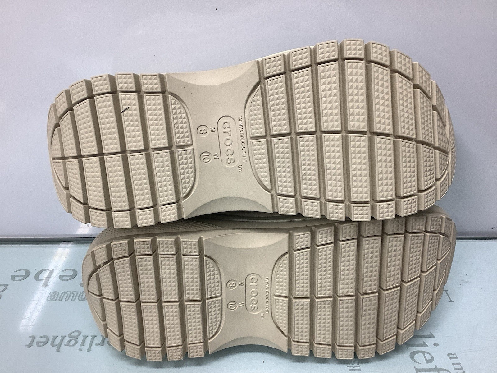 Crocs Classic Crush Clog Platform Sand Color, Size Women’s Size 10/M8.