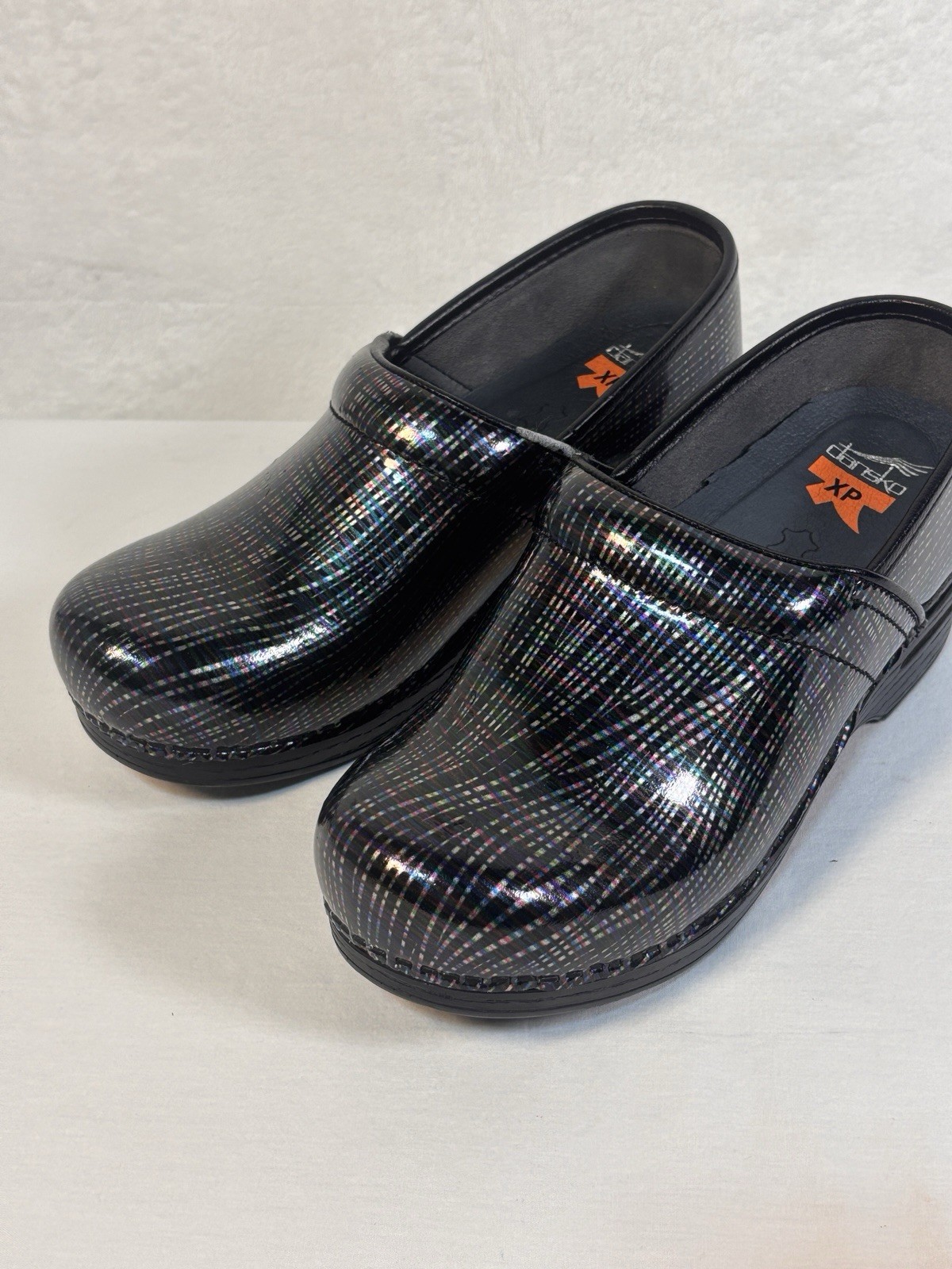 Dansko Pro XP Clogs 38 Women 7.5-8 Black Multi Crisscross Iridescent