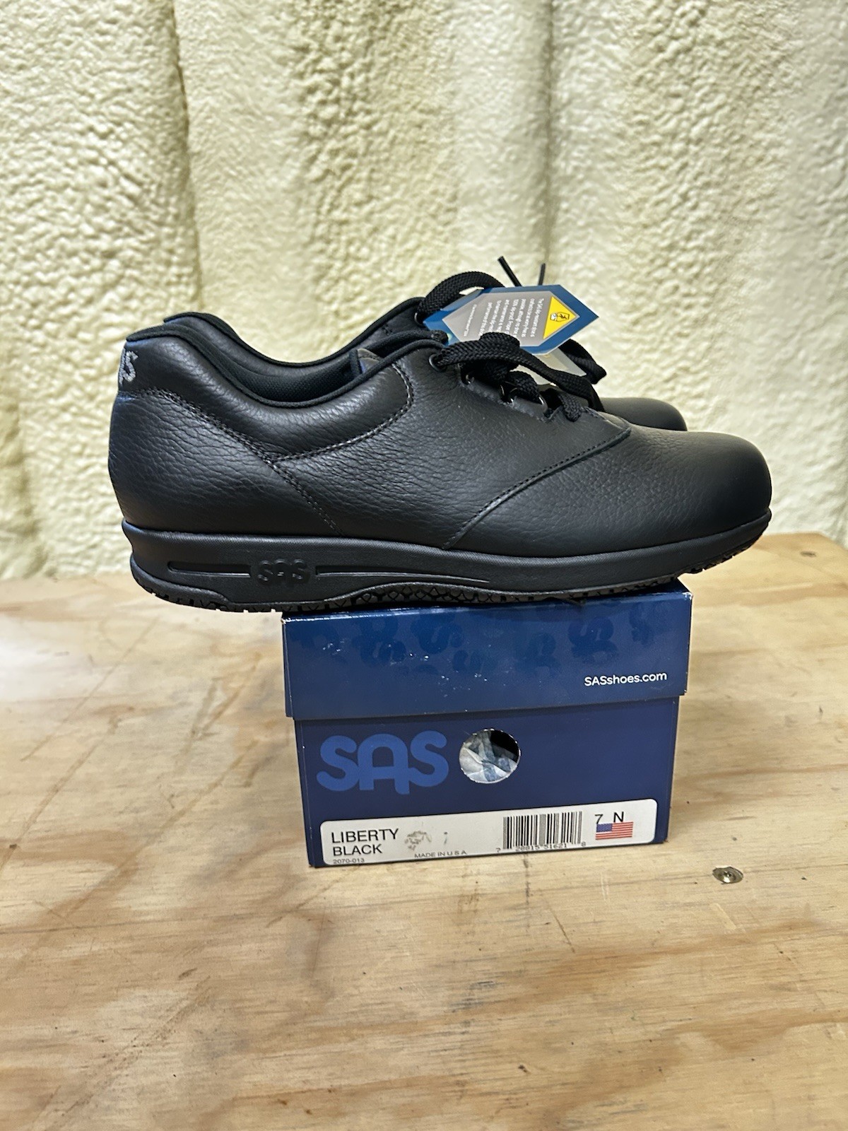 SAS 2070-013 Women’s Shoes Liberty Black Slip-Resistant Lace Up 7 N New In Box