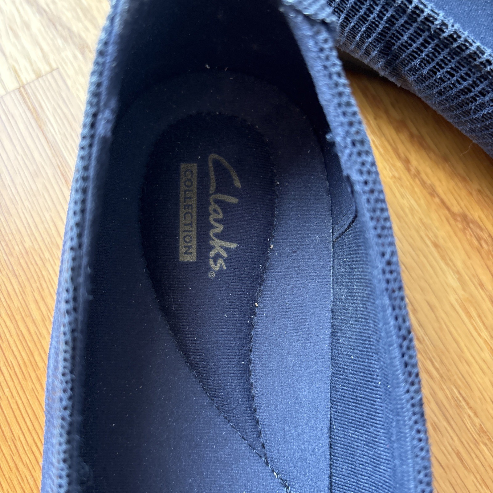 Clark’s Collection Women’s Slip-On Shoes Size 10 Navy Blue