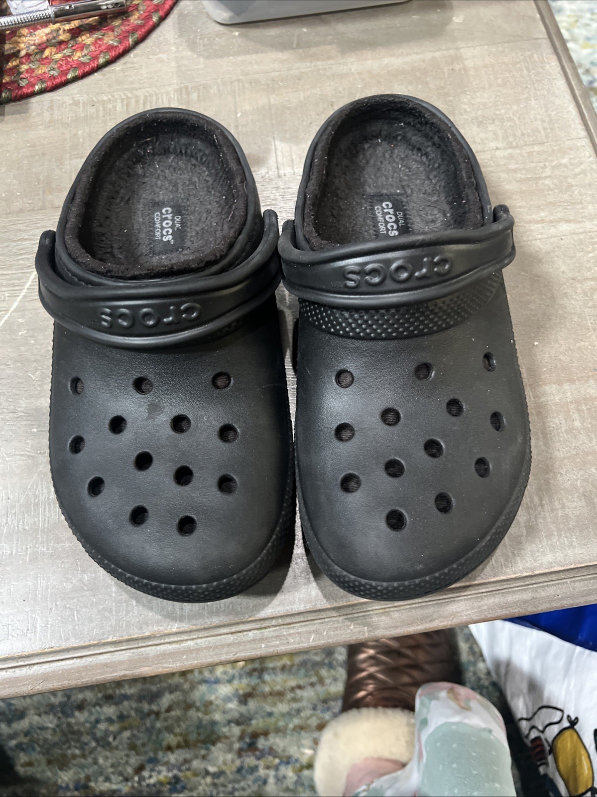 CROCS Black Faux Fur Lined Clogs Shoe M5 / W7