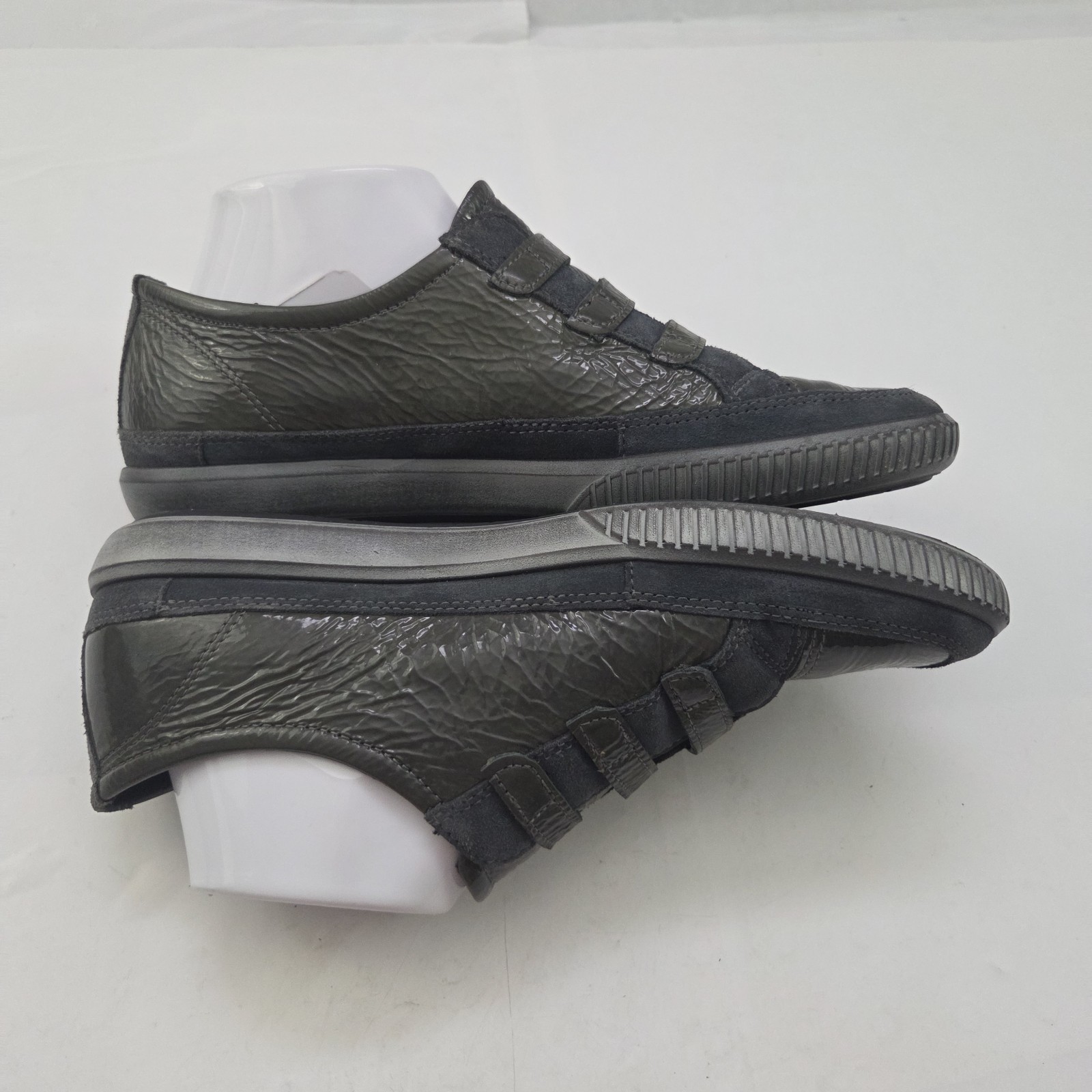 ECCO Sneakers Womens Size 40 US 9 Gray Blue Leather Hook & Loop Strap Comfort