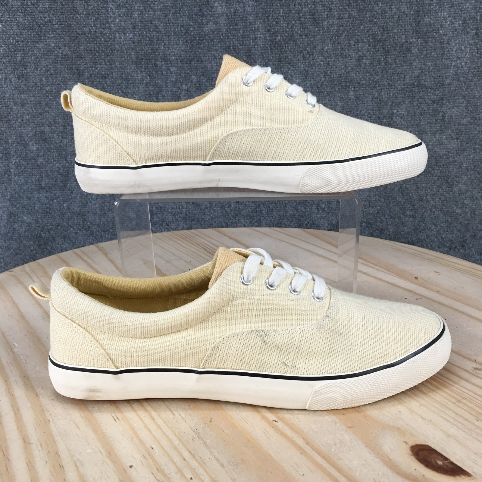 Universal Thread Shoes Womens 9 Molly Casual Sneakers Yellow Canvas Lace Up Low