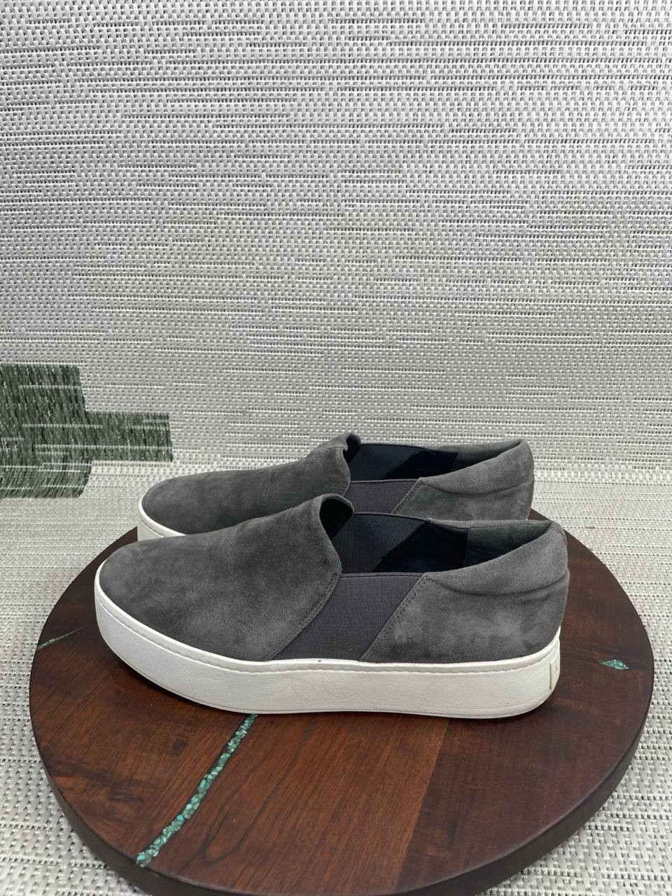 Vince Shoes Womens Size 9 M Warren Gray Suede Comfort Slip On Platform Sneaker