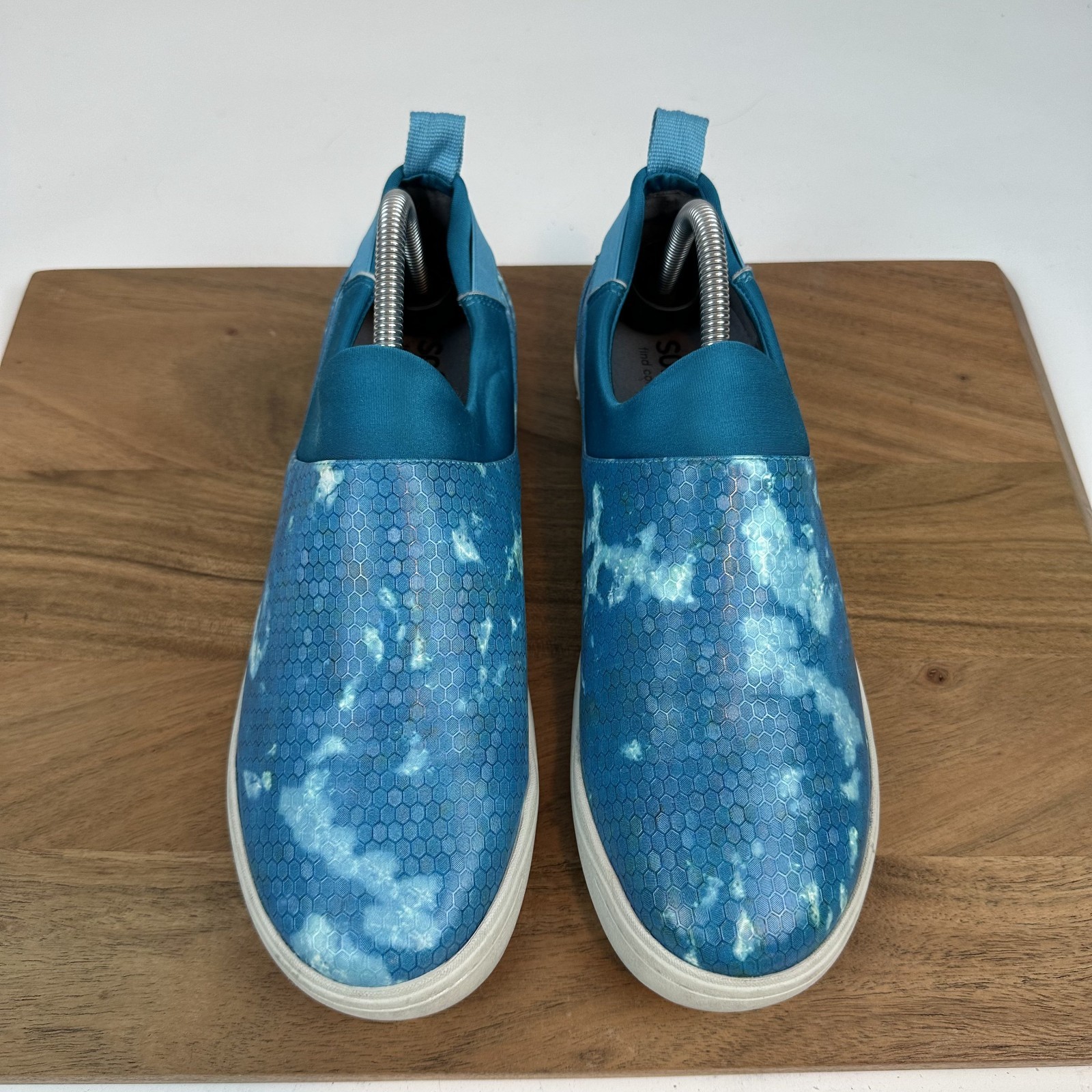 Womens Softwalk Maya Lifestyle Teal Spotted Leather Pull On Sneakers Size 11 M