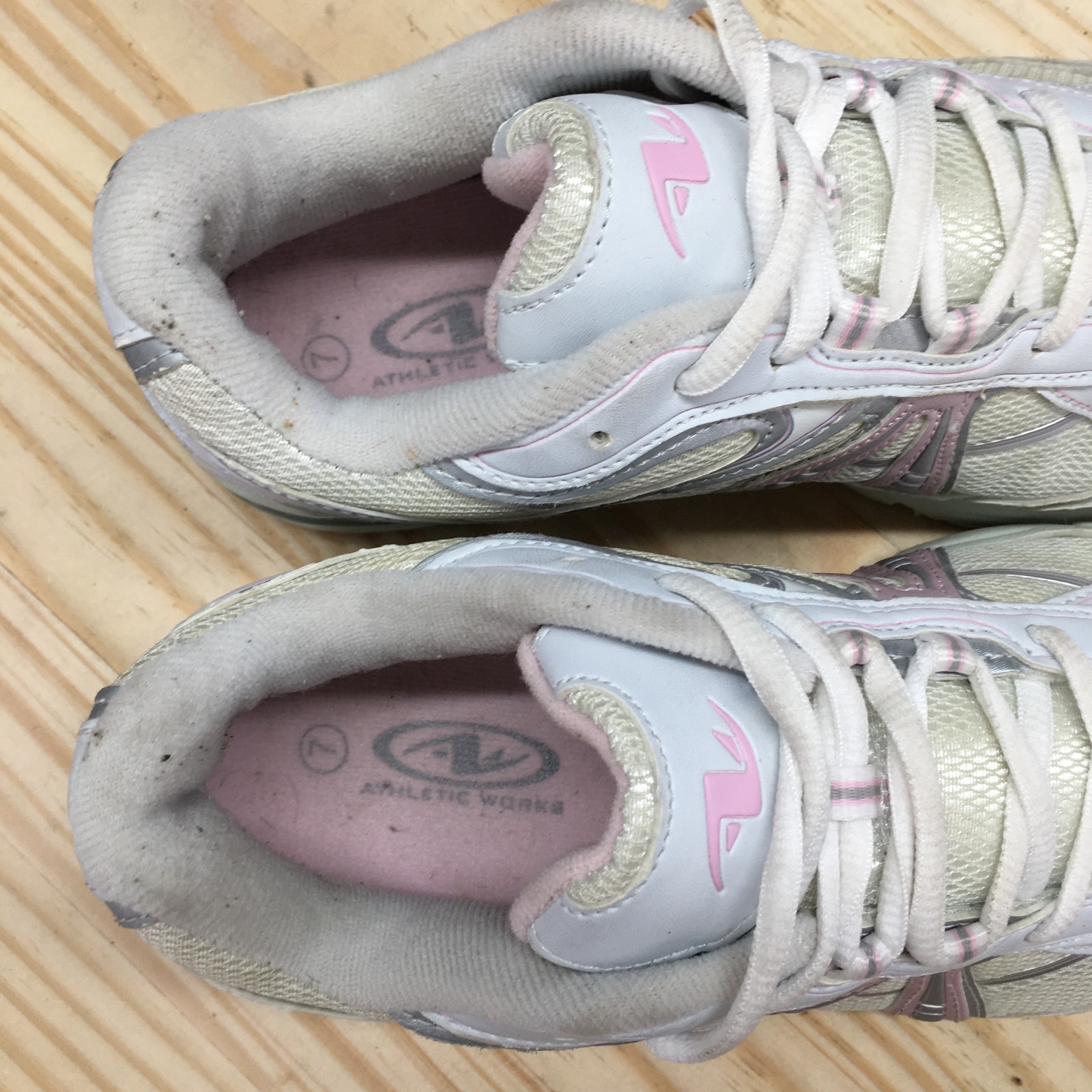 Athletic Works Shoes Womens 7 Anita 2 Sneakers White Pink Lace Up Sport 25266585