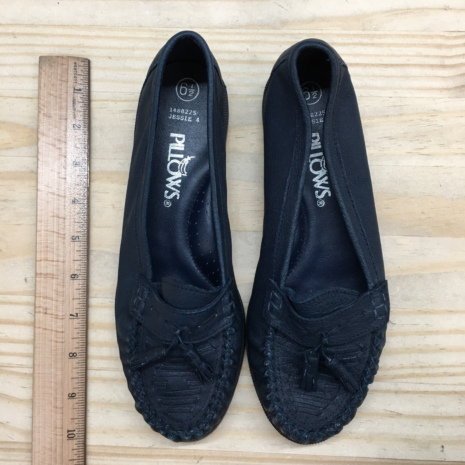 Pillows Shoes Womens 6.5 Loafers Kiltie Black Leather Moc Toe Comfort Low Top