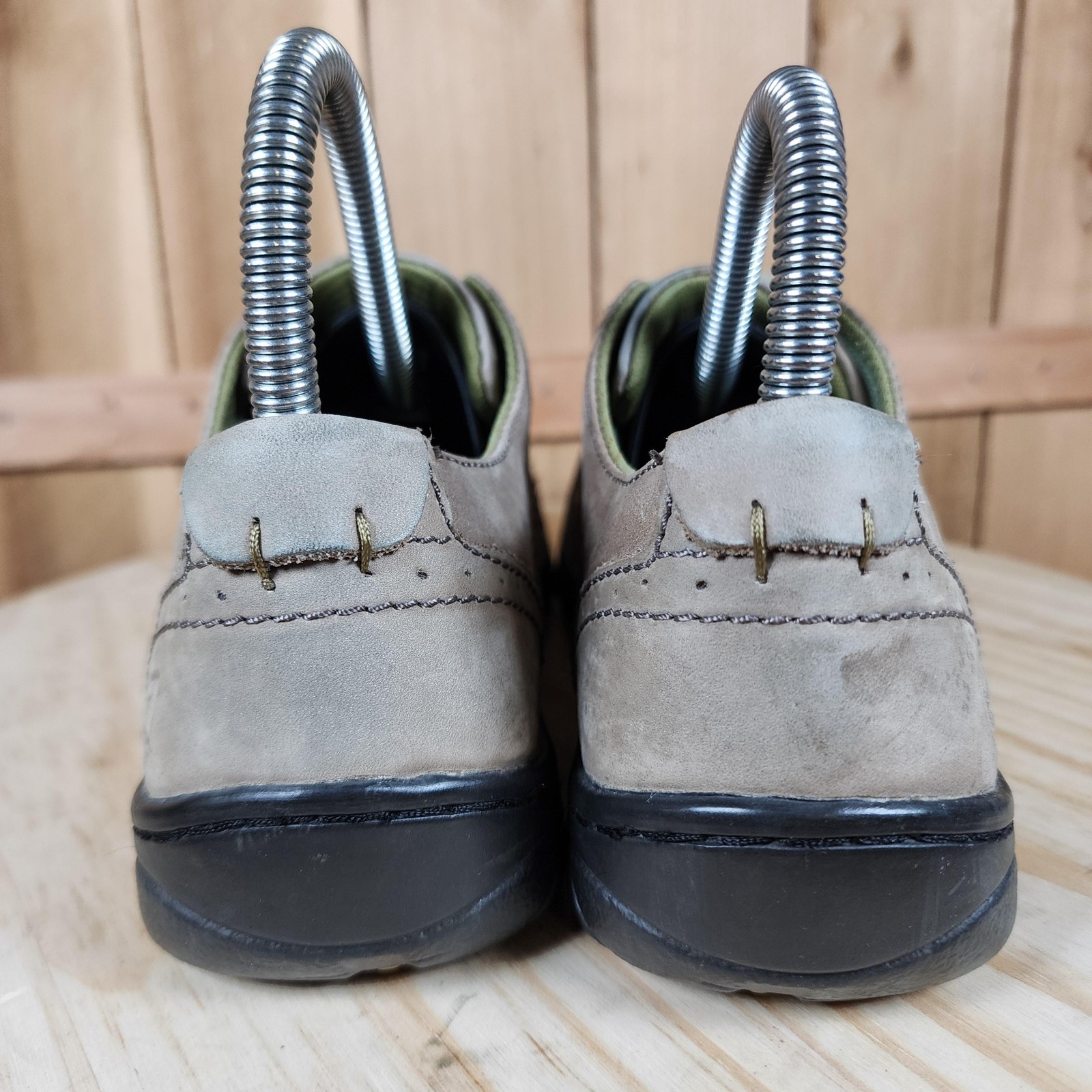 Keen Comfort Tie Shoes Womens 6.5 Tan Leather Walking Hiking Oxford Lace Up