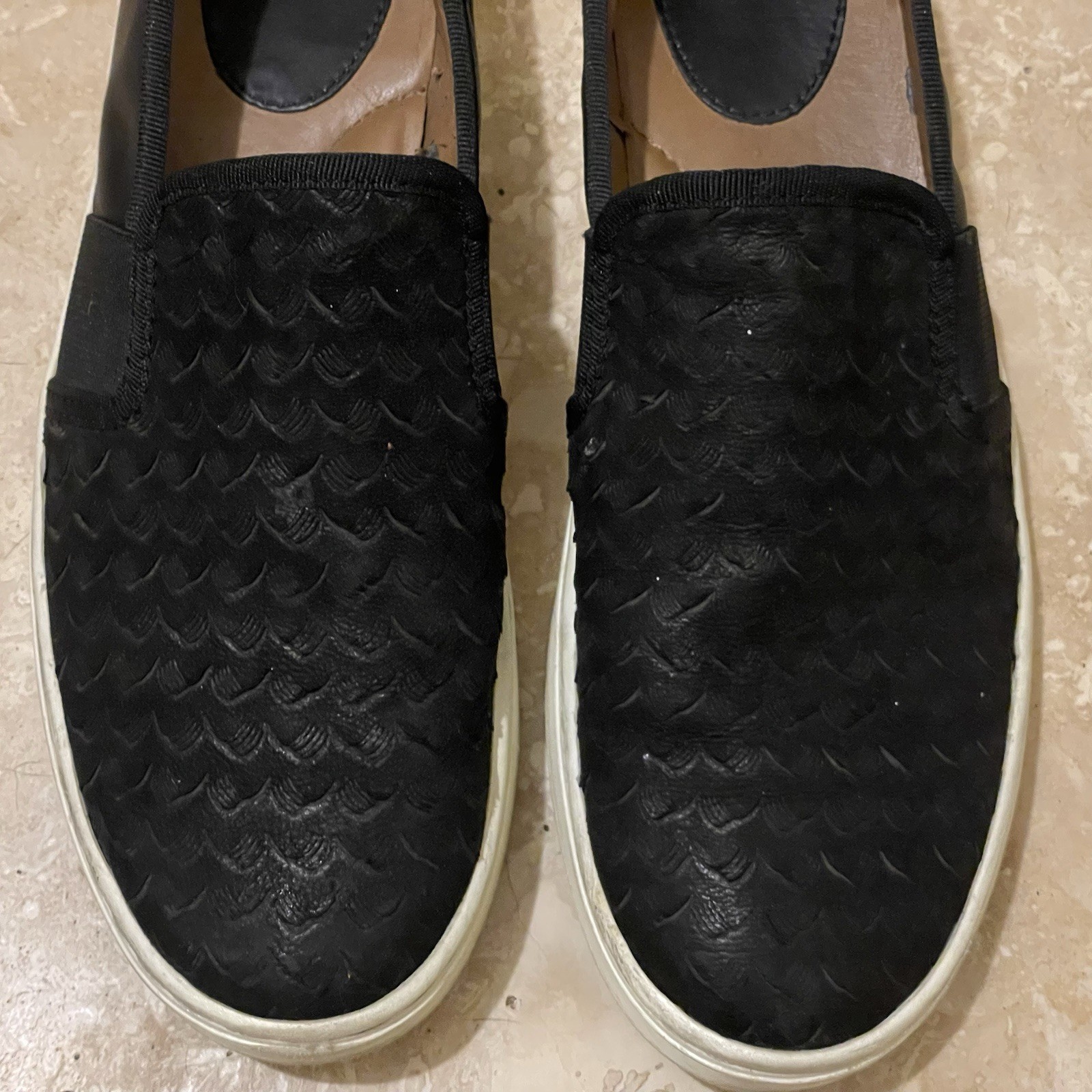 SOFTT Black Minta Leather Slip On Sneaker Sz 8M