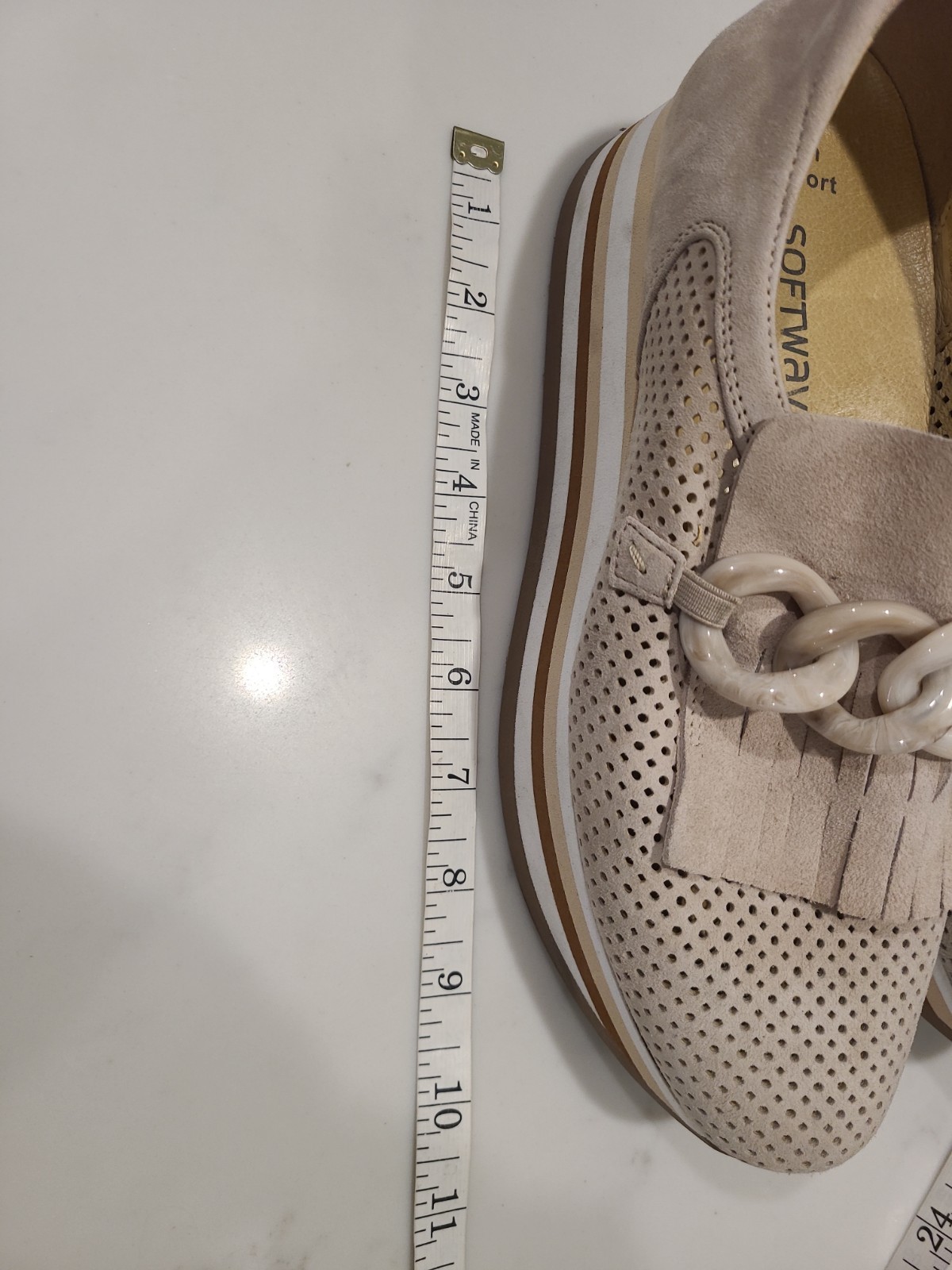 Softwaves Cadie Women’s 40 9.5- 10 Beige Leather Slip On Arch Support Sneaker