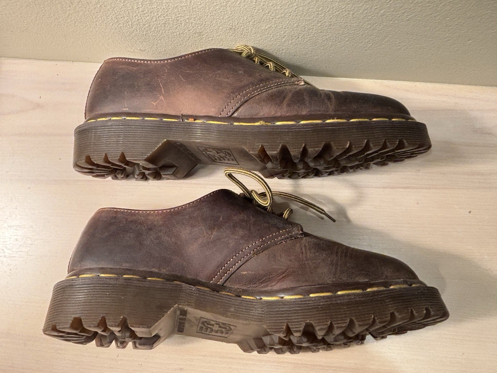 Doc Martens Walking Hiking Brown Leather Shoes US Womens 7, Mens 6