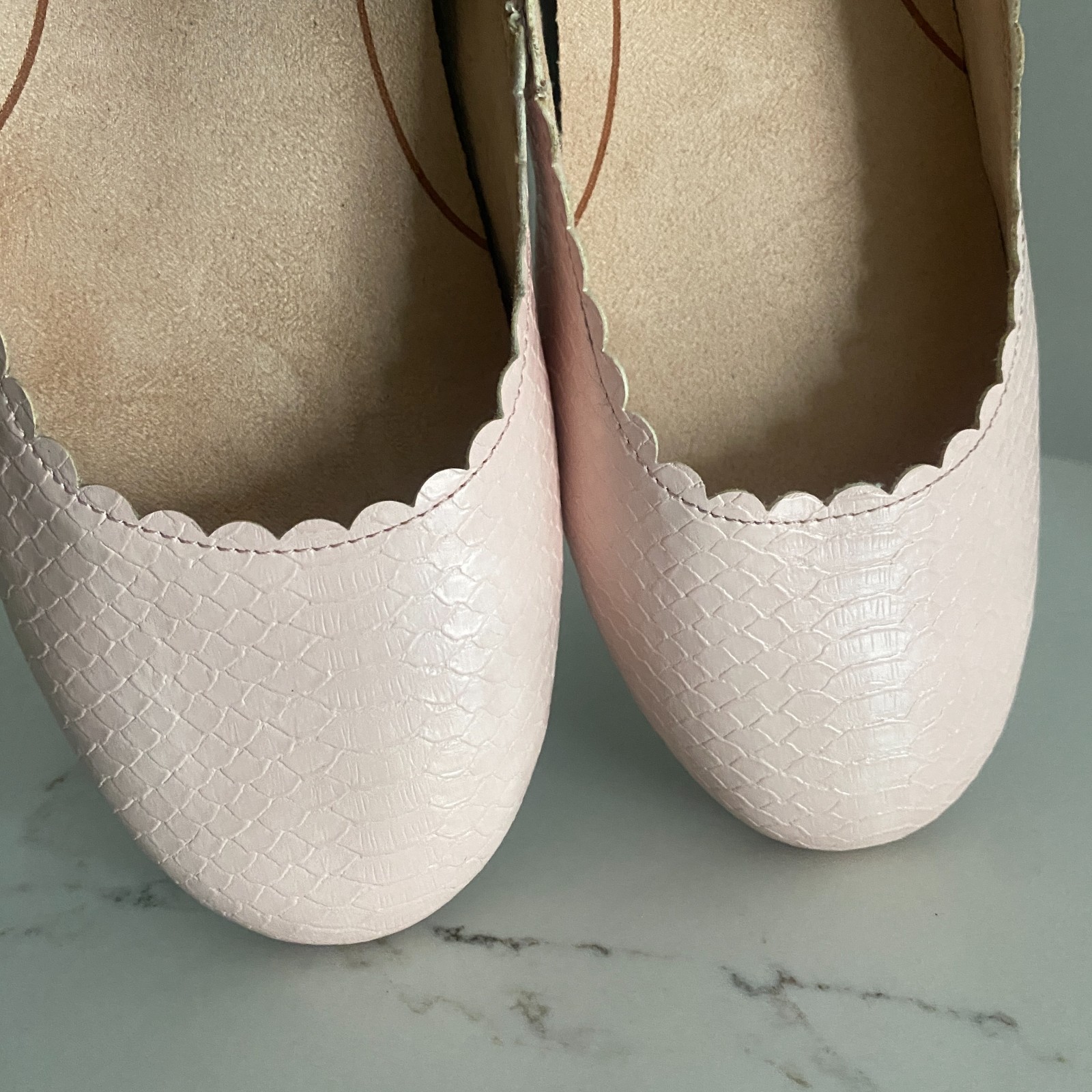 Vionic Julieta Pink Snake Embossed Leather Scalloped Ballet Flats Comfort 9 NWOT
