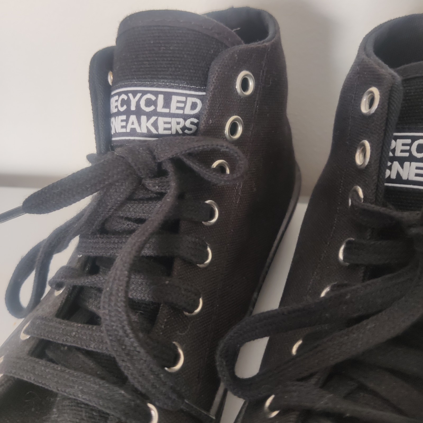 Recykers Black Recycled Sneakers Unisex EU40 Eco Friendly Vegan Organic Shoes