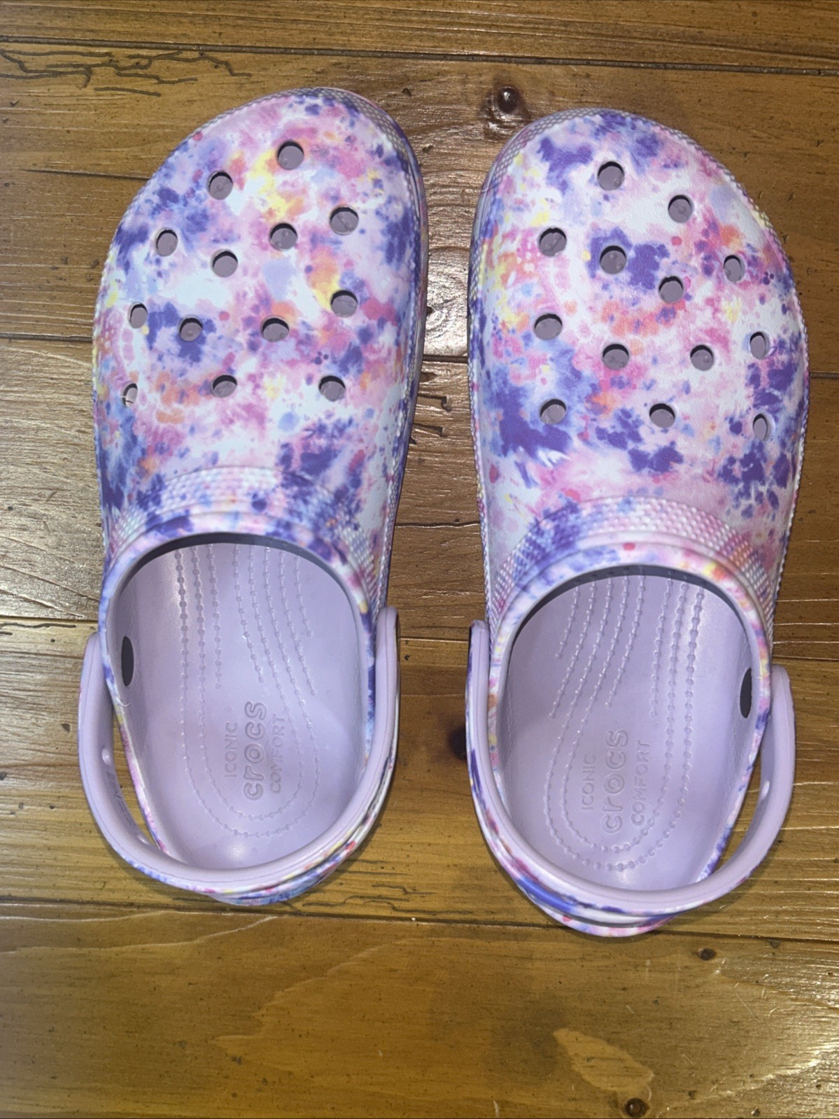 Crocs Classic Platform Clogs with a tie-dye pattern. Size 8