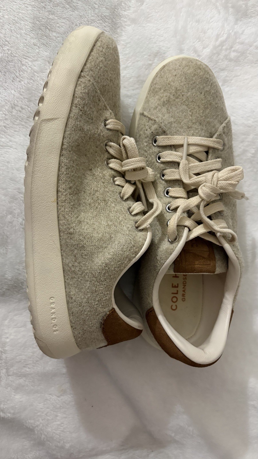 Cole Haan GrandSeries women’s Low Top Gray White Brown Lace-Up Sneaker W24572