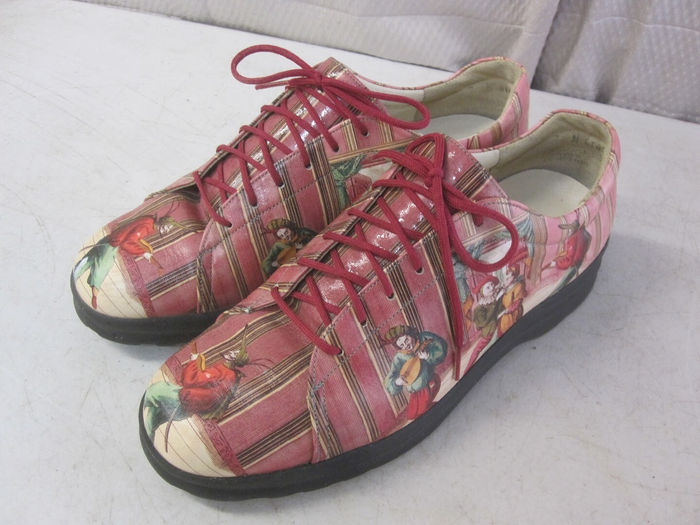 Jcon Shoes Women’s Graphic Print Joker Lace Up Round Toe Size 7