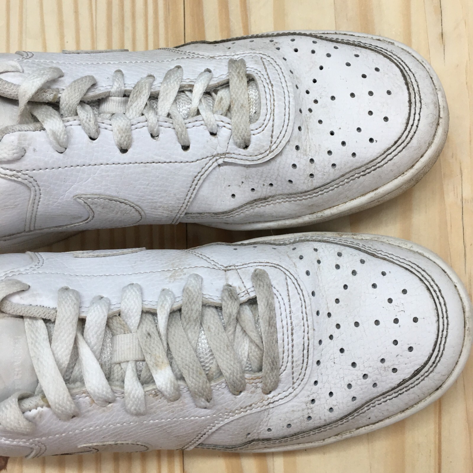 Nike Shoes Womens 10 Court Vision Low Sneakers White Lace Up Comfort CD5434-100