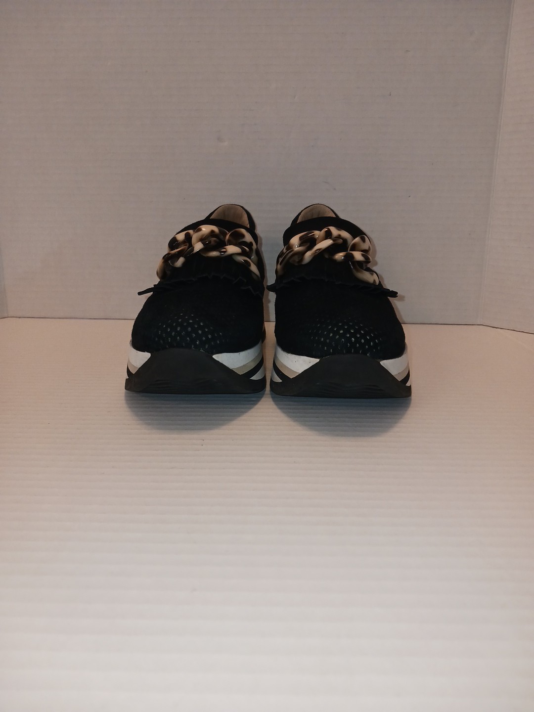 Softwaves Cadie 36 1/2 Women’s Sz 6 Shoes Black Arch Support Platform Sneakers