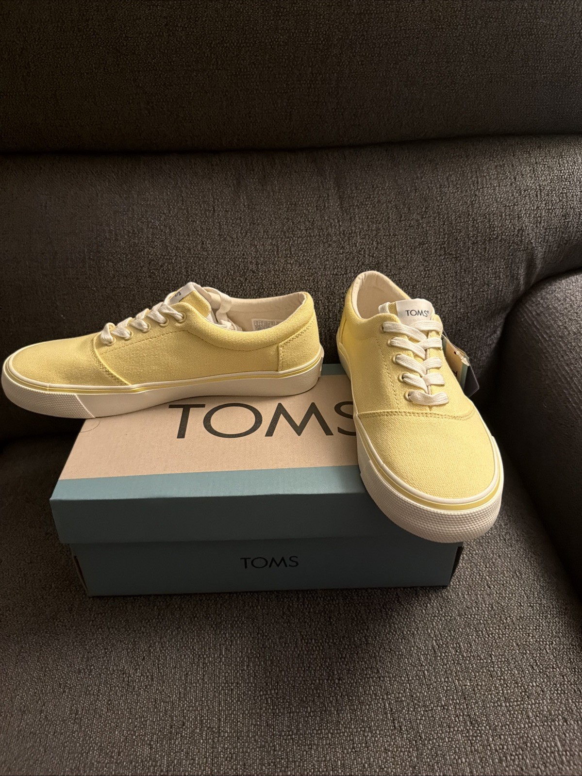 Toms Alpargata Fenix Women’s Lace Up Shoes Banana Yellow Canvas Size 8 NIB