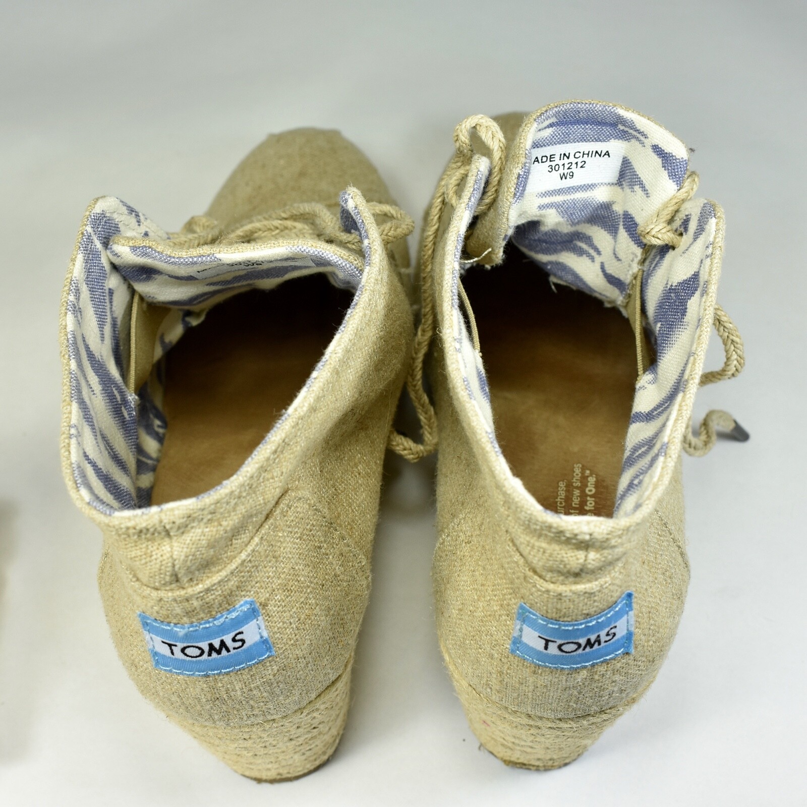 TOMS TAN DESERT WEDGE CANVAS ESPADRILLE LACE UP BOOTIES WMNS SIZE 9 M 301212