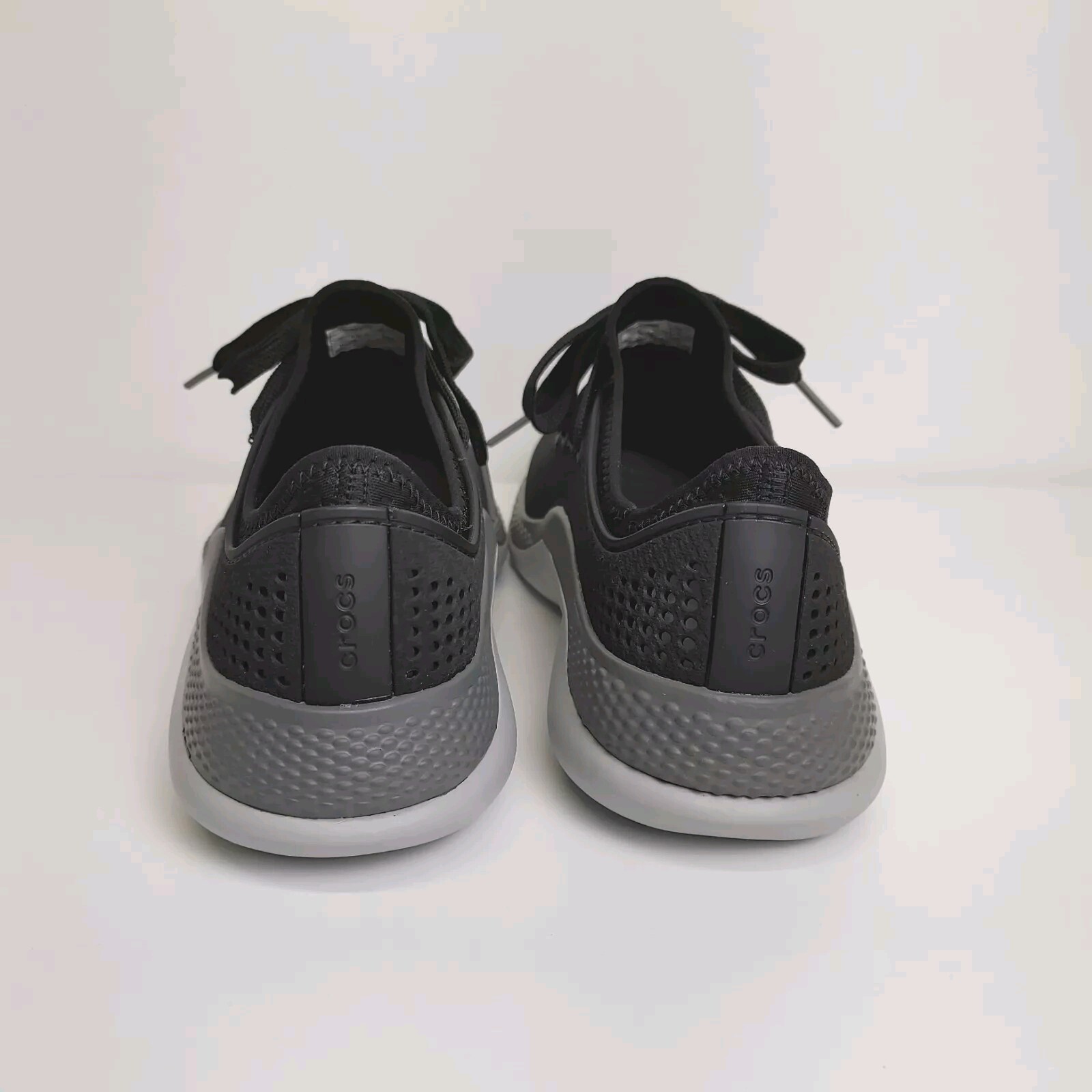 Crocs Women’s Literide 360 Pacer Shoes Size 10 Black/Slate Grey