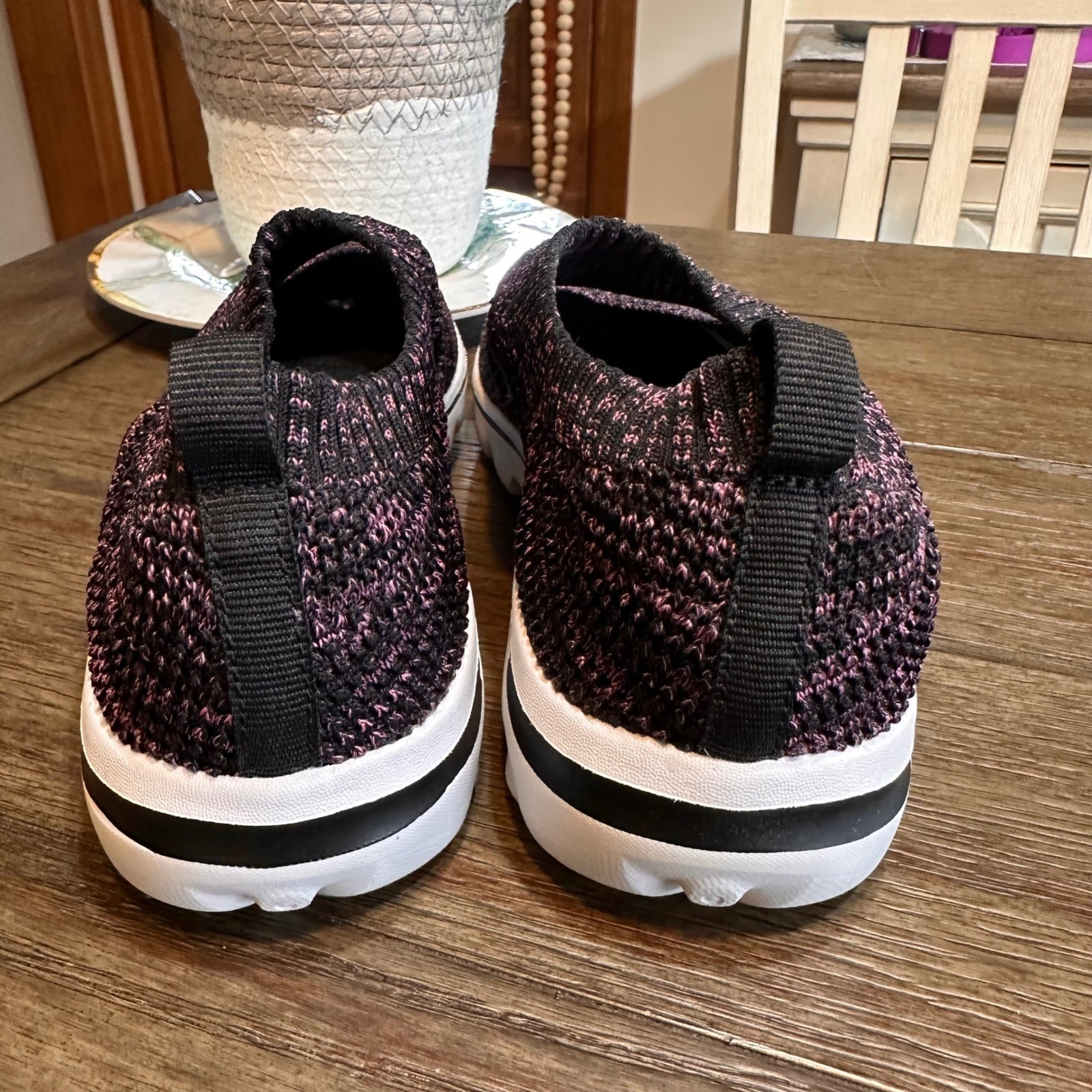 Propet Mary Jane TravelActiv AVID Black Berry Women’s 7 Narrow Comfort Sneakers