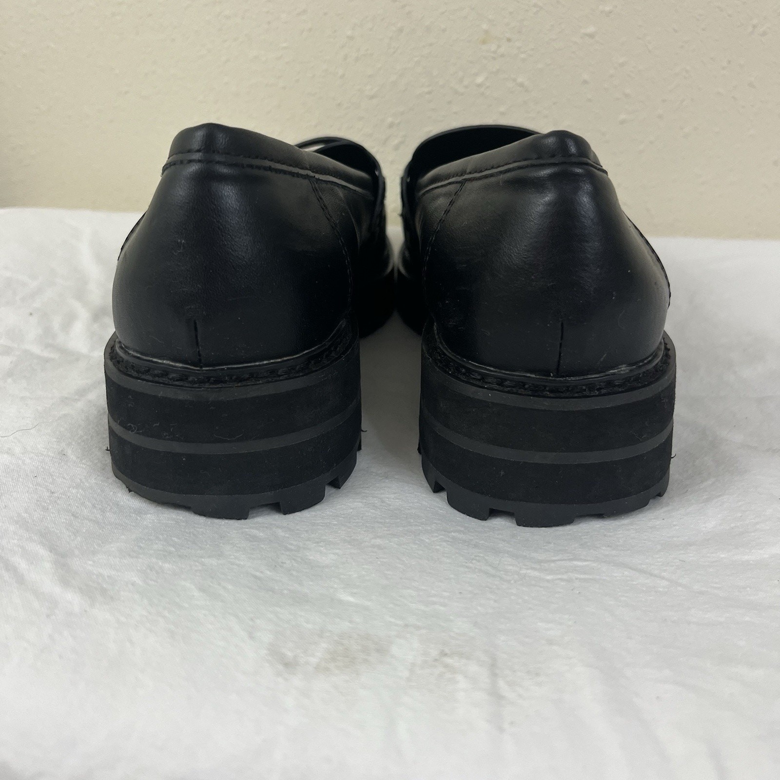 Urban Outfitters Chunky Loafer Womens Size 10 Faux Leather Academia Preppy 90s