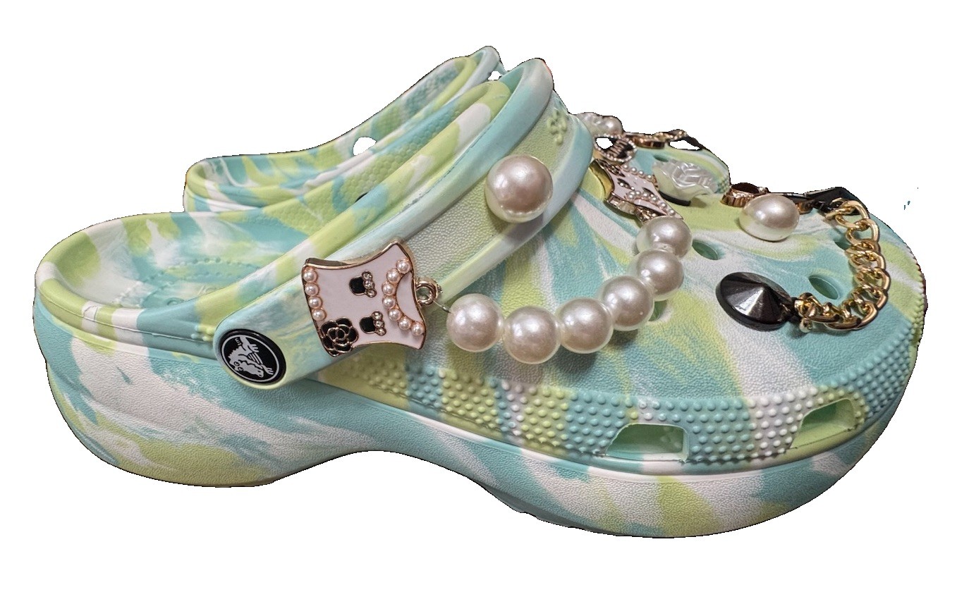 Women’s Tie Dye Crocs Size 9