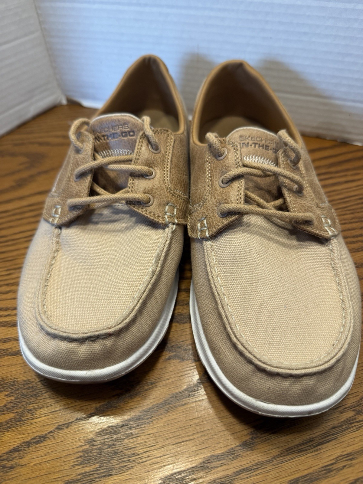 SKECHERS GOga Mat On-the-Go Boat Shoes Lace Up Beige Tan woman’s US 8.5