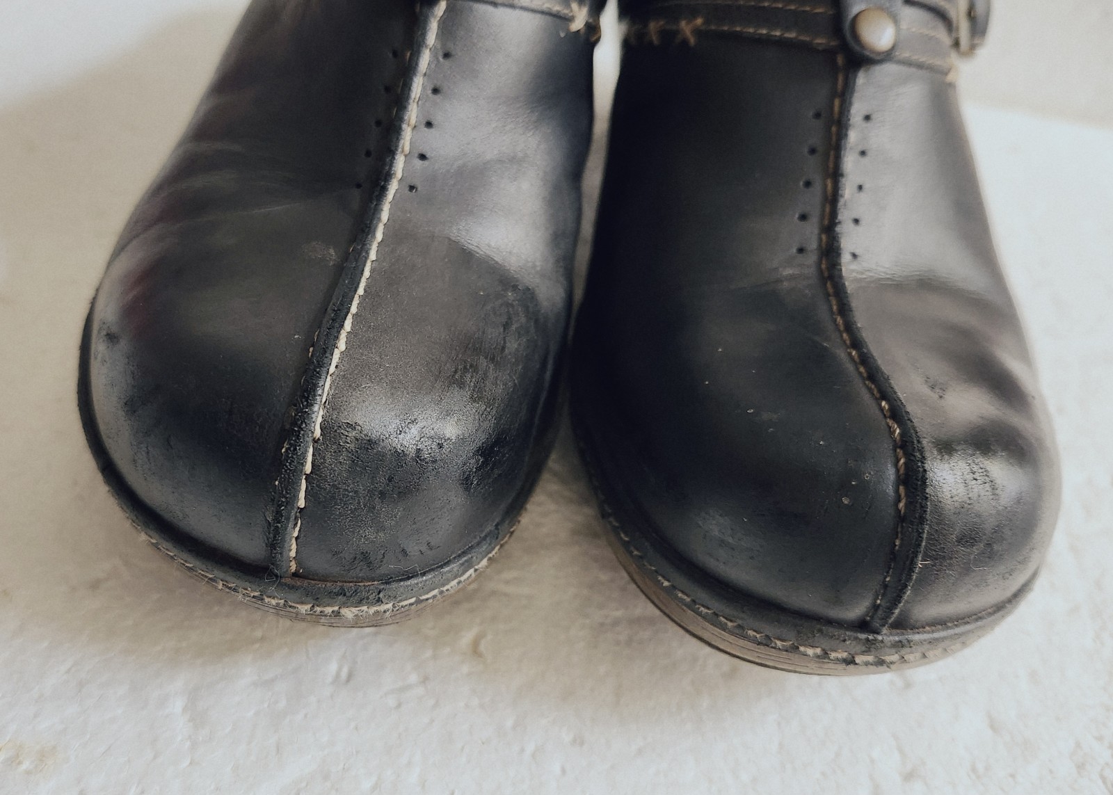 Clarks UnStructured Womens Bohemian Hippie Black Leather Clogs Mules 10M