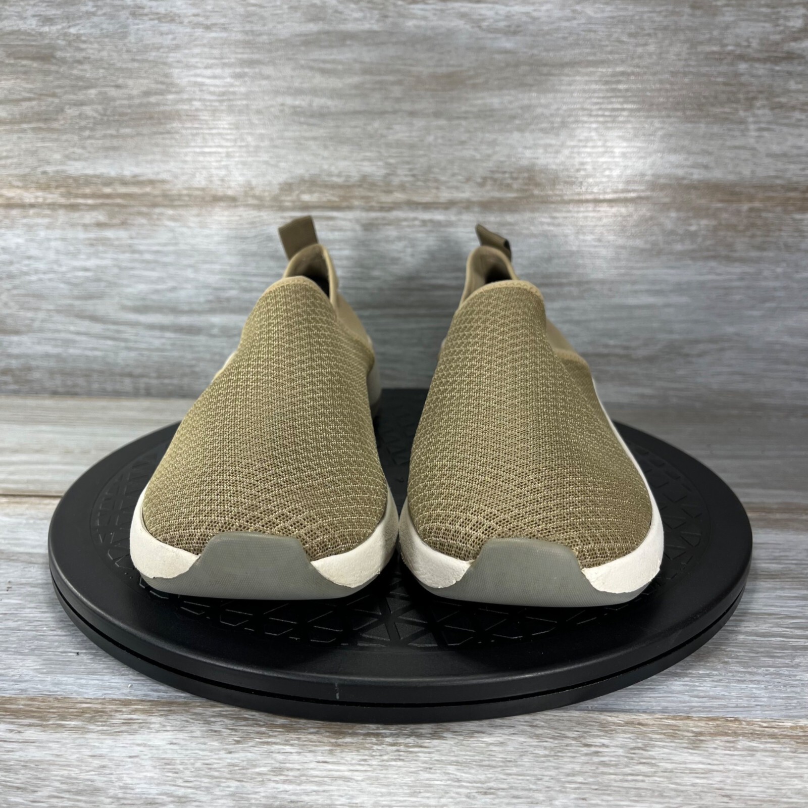 OTBT Women’s Royce Slip-On Desert Tan Sneakers Size 9