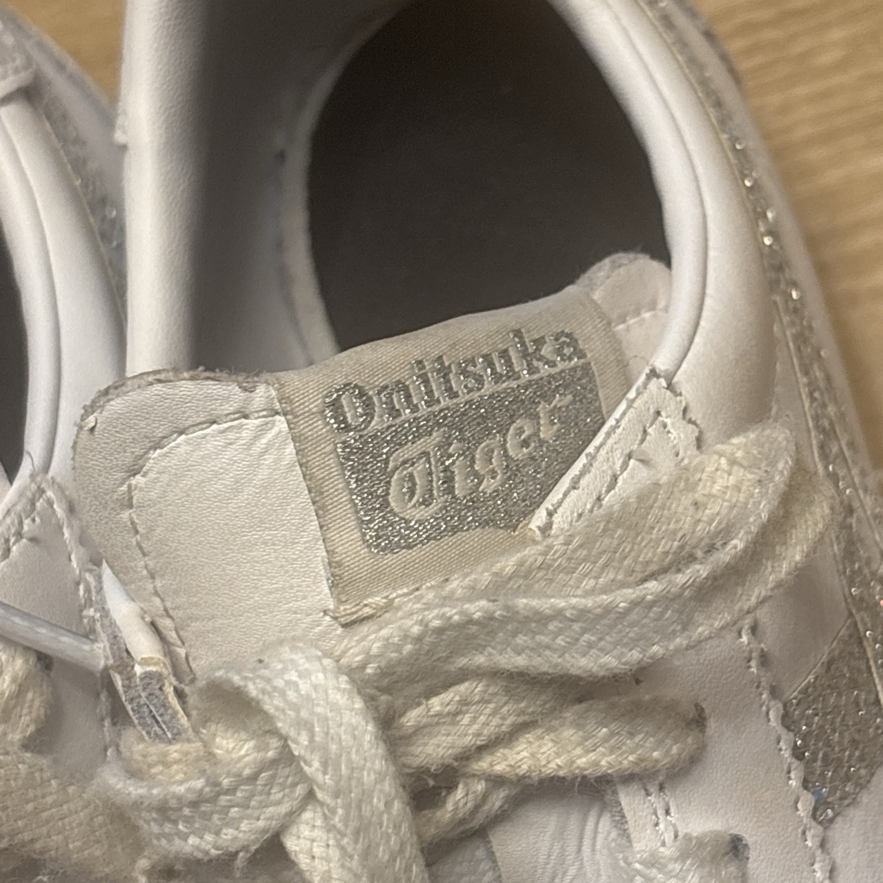 Onitsuka Tiger Mexico 66 White Leather Glitter Accent Sneakers Sz 6.5