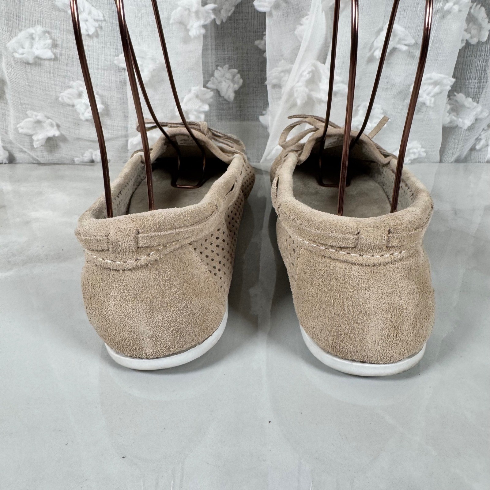 Minnetonka Tan Suede Perforated Moccasins Comfort Neutral Casual Size 11