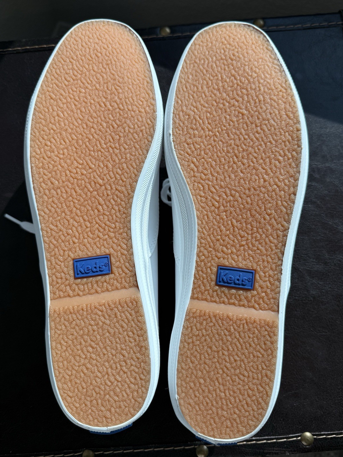 Keds Women’s Champion Original Leather Sneakers, White Leather, 9.5 M (US) NEW