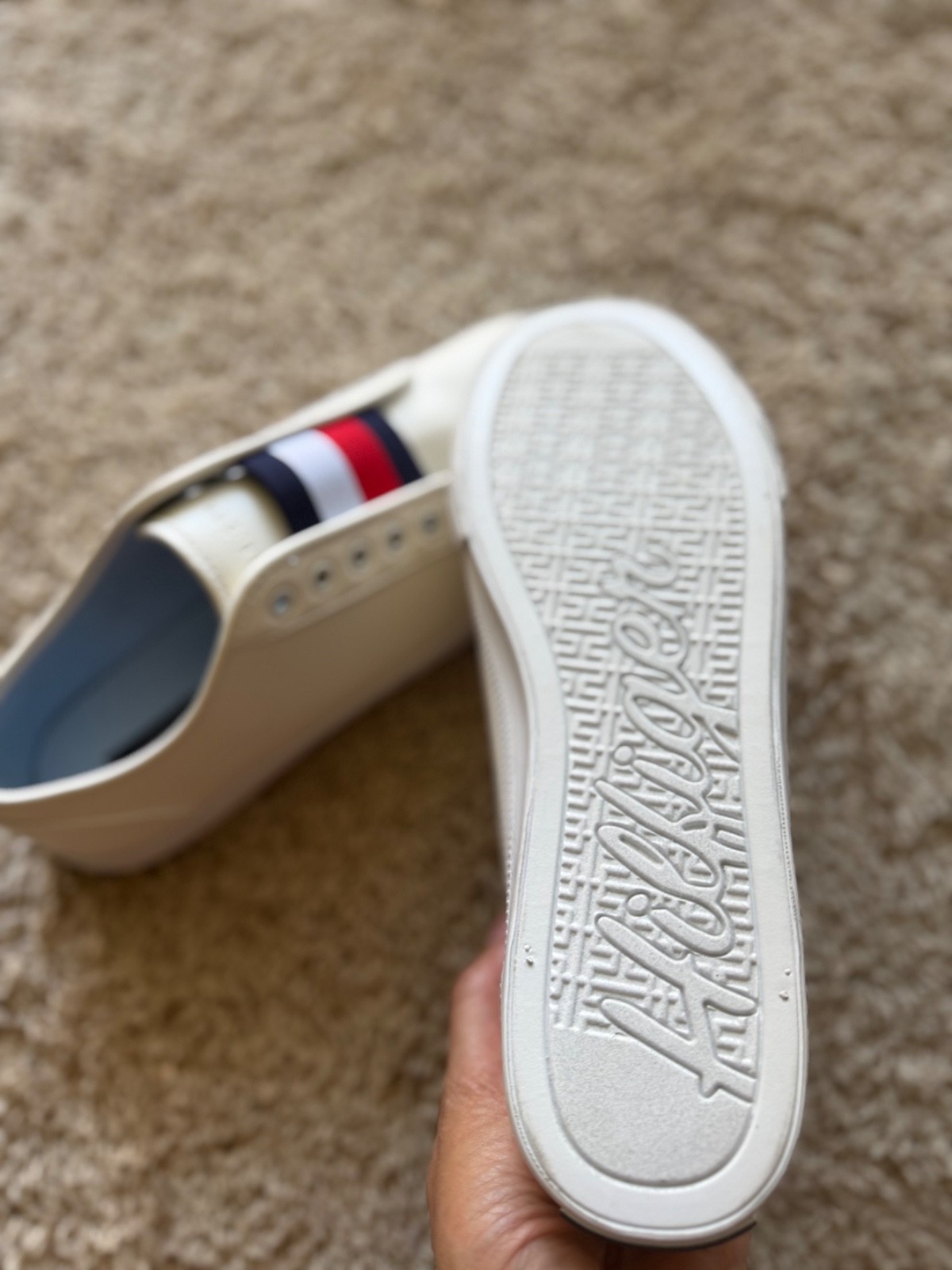 New TOMMY HILFIGER Anni Casual Sneaker Women’s Size US 7.5 M White Multi