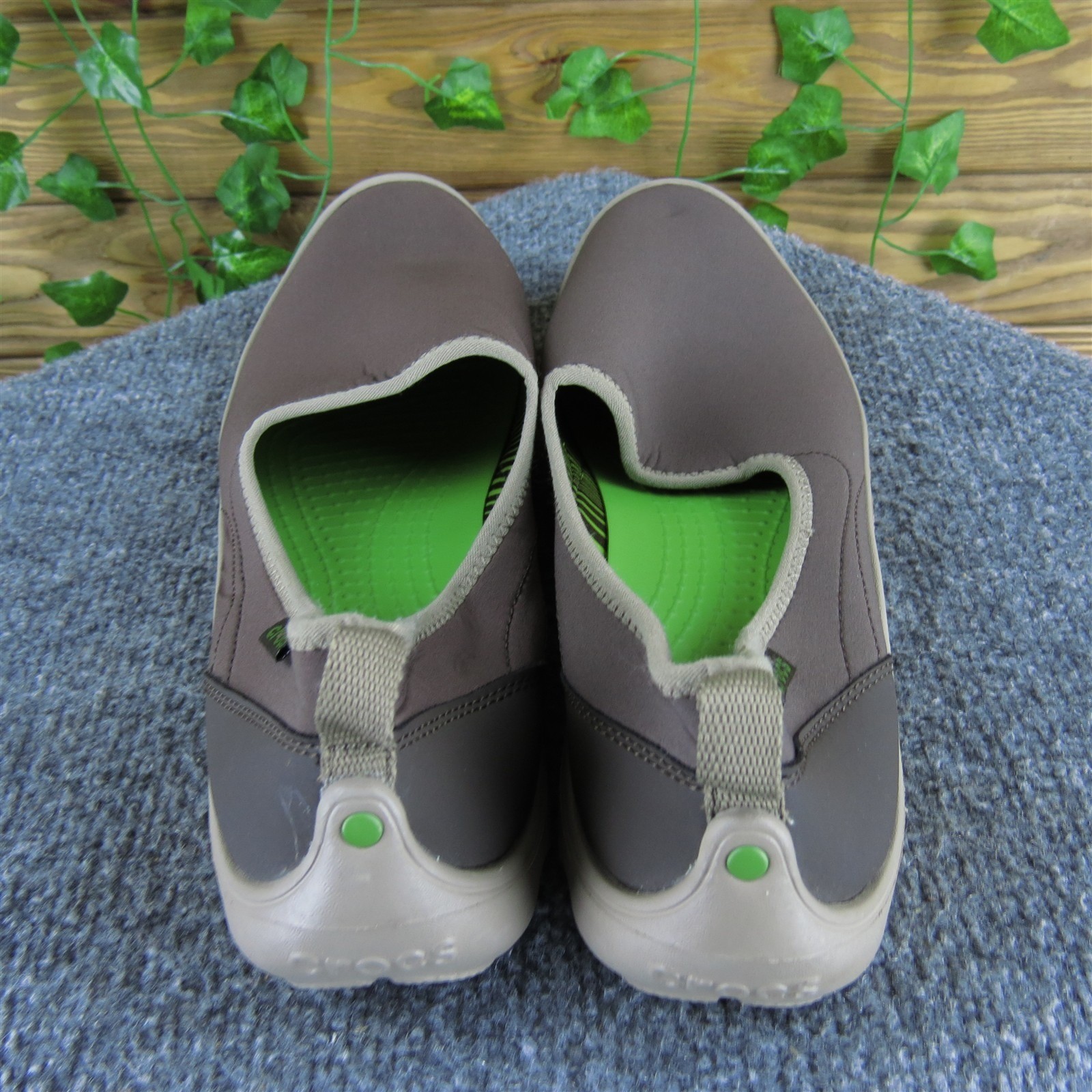 Crocs Women Duet Busy Day Skimmer Flat Brown Synthetic Sz 10 Medium Gently Used