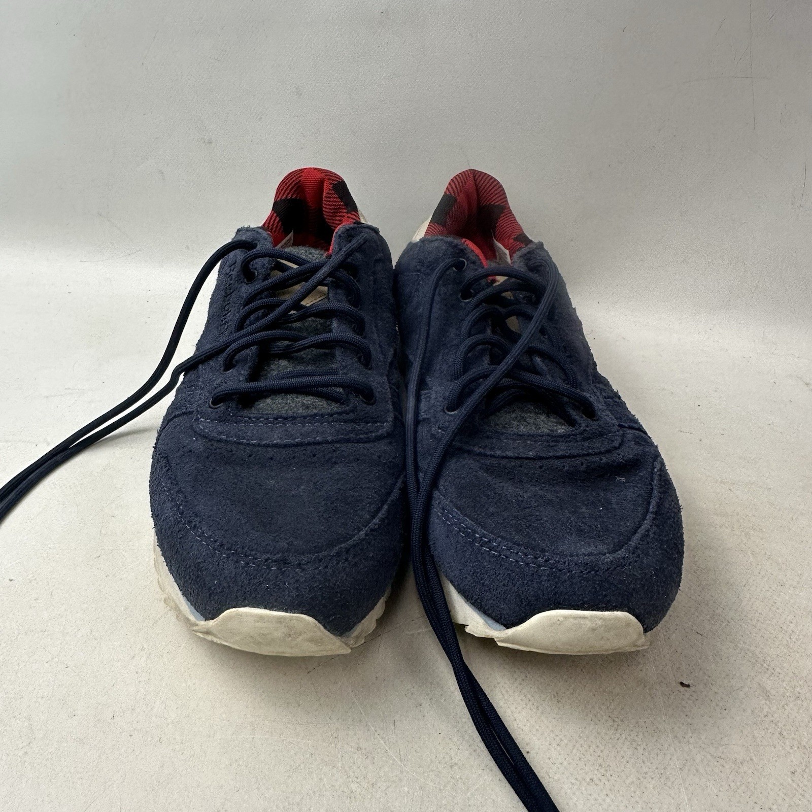 Reebok Classic Womens 8 Laced Sneakers Blue Sued Thinsulate Lined Tennis Shoes