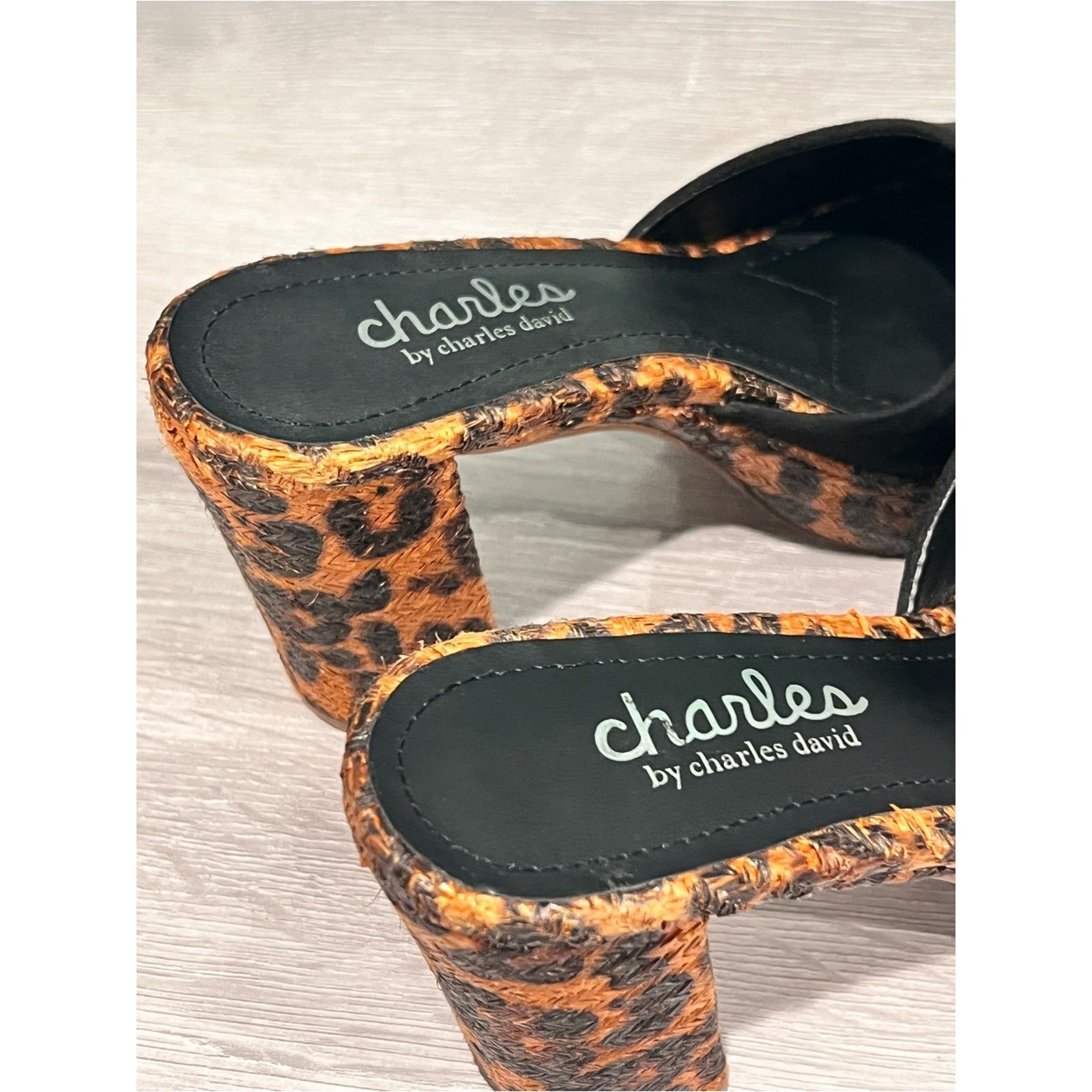 Charles by Charles David Woven Leopard Platform Mules Women’s Size 6
