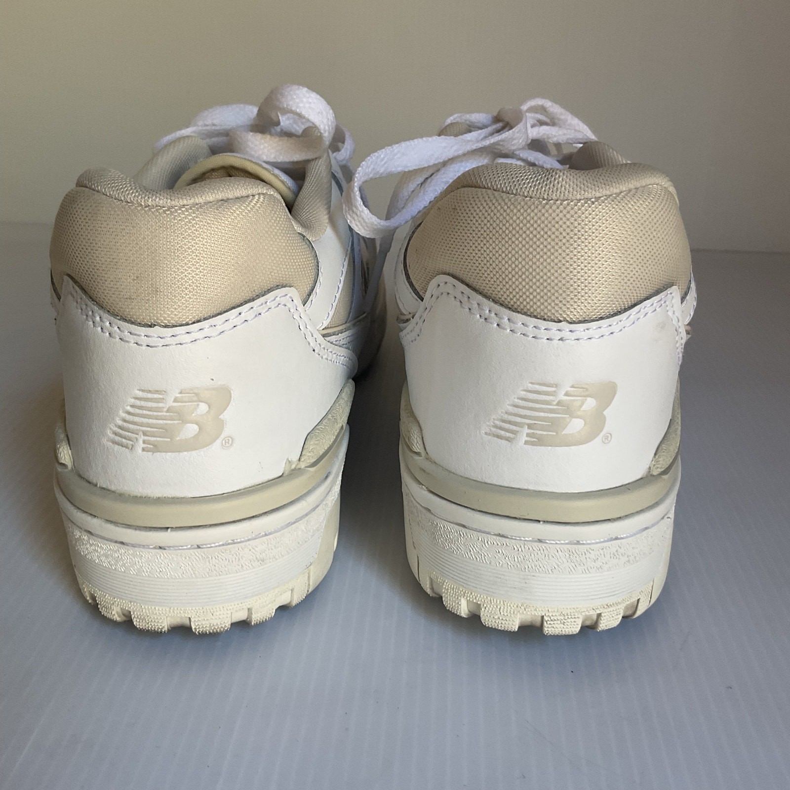 New Balance 550 White Beige Leather Sneakers Women’s Size 8 EU 39 Retro Classic