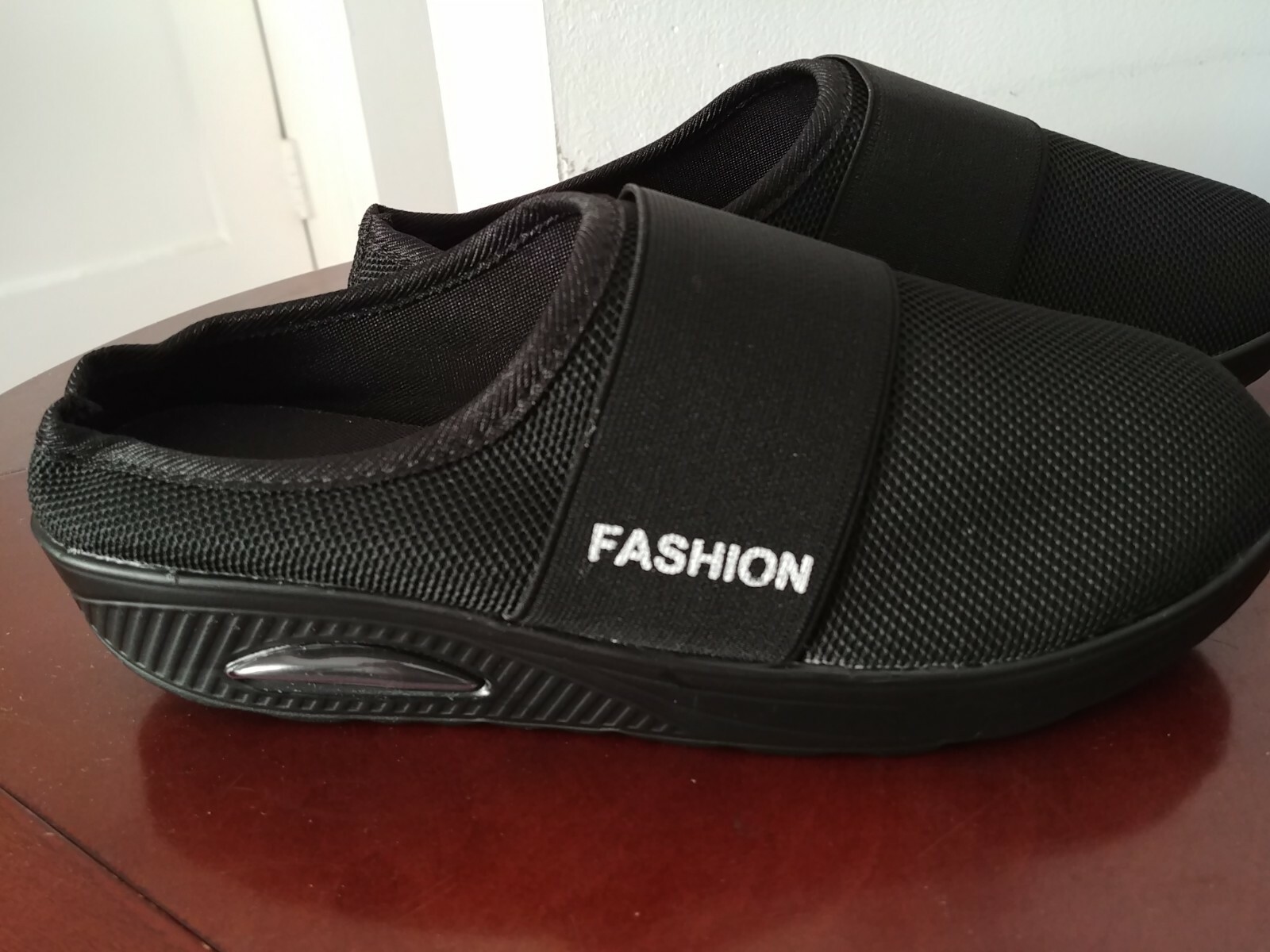 New Womans Air Cushion Slip-On Mesh Breathable Stretch Fashion Walking Shoes 7.5