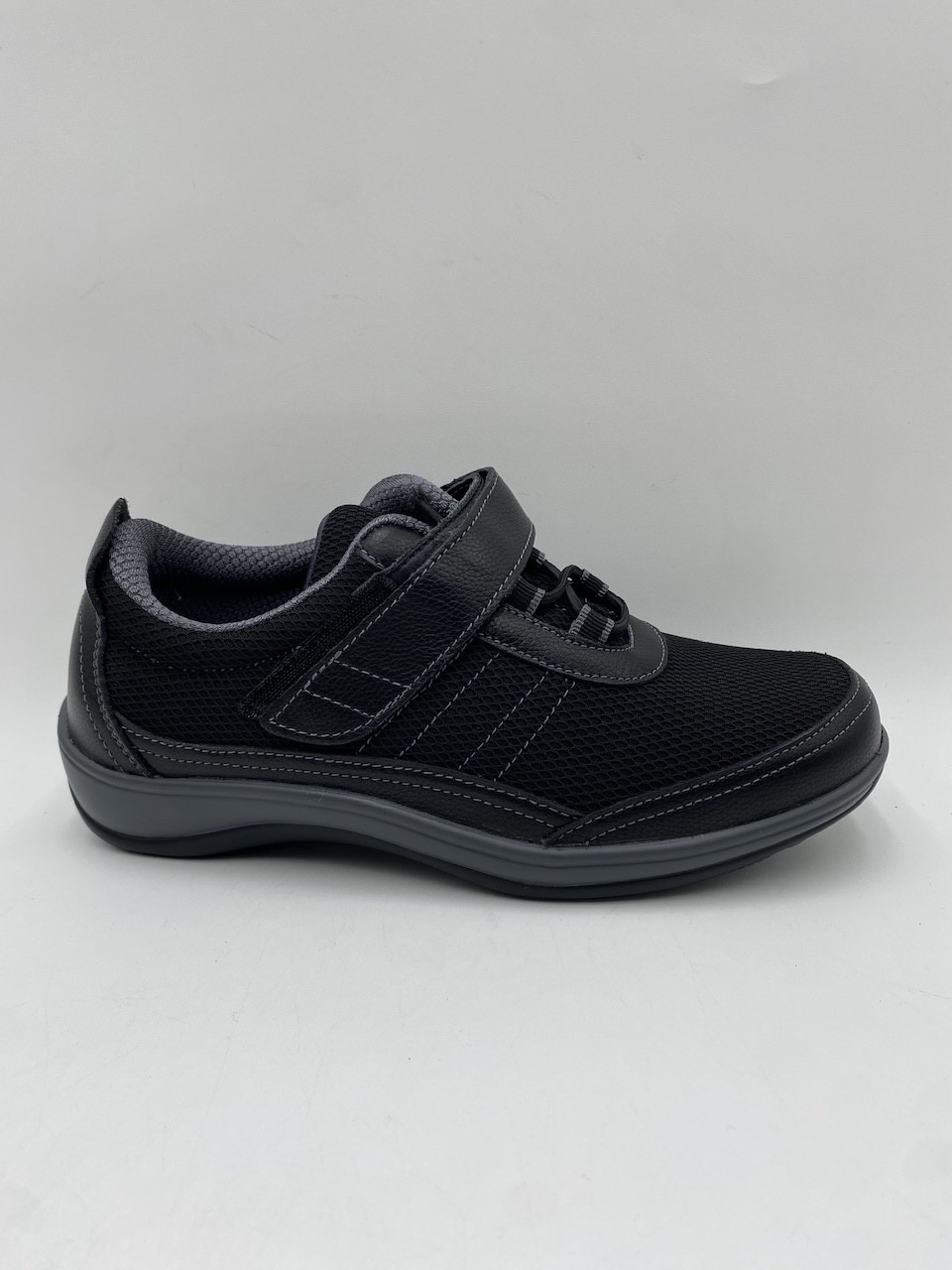 OrthoFeet BREEZE Women’s NEW Slip-on Walking Shoes Black Multiple Sizes