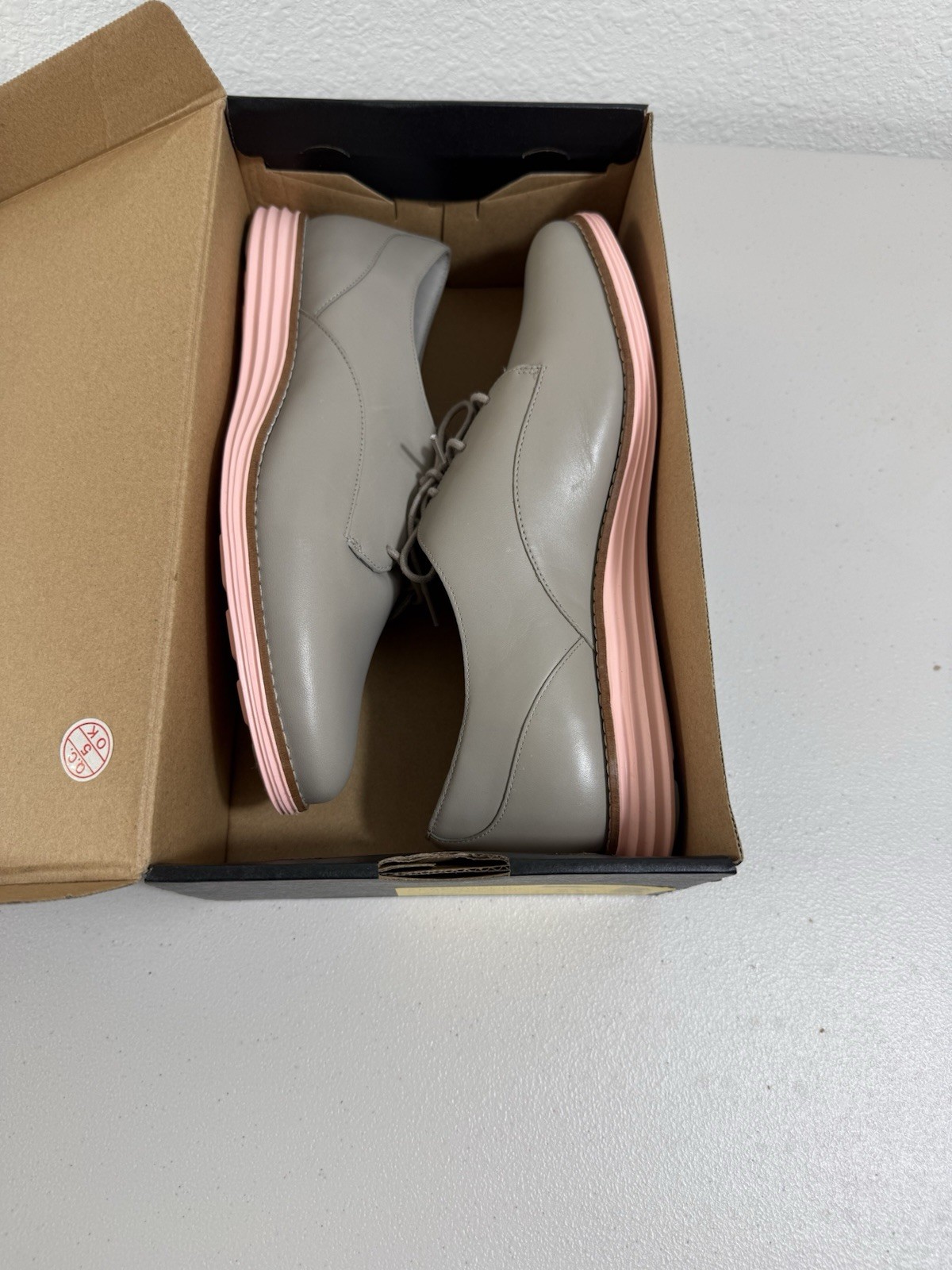 Cole Haan Original Grand Oxford Women’s 9.5B Gray Leather Pink Sole W17145 New